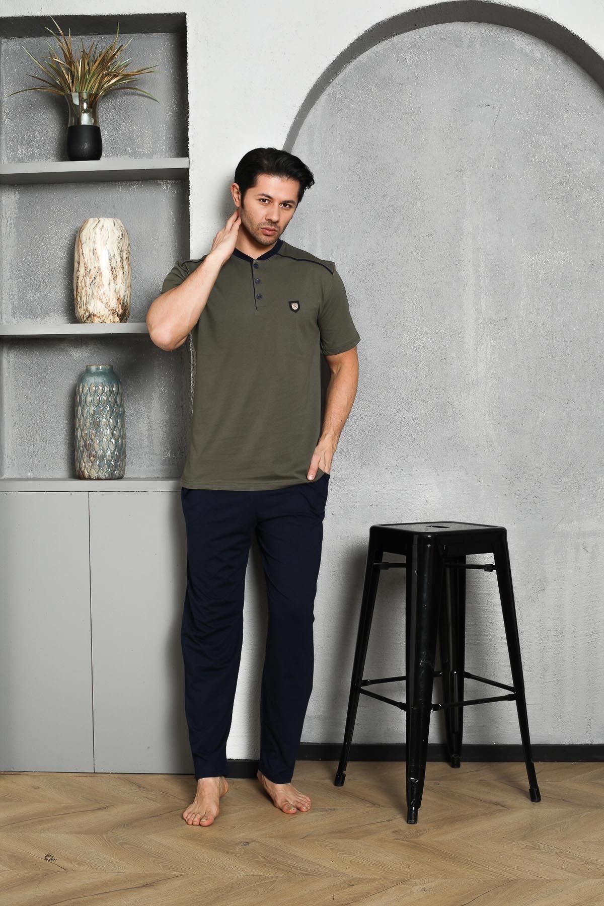 Erkek Pijama Takımı Kısa Kollu Yazlık Süprem Düğmeli Omuz Arabiyeli Armalı Pamuklu M58302309