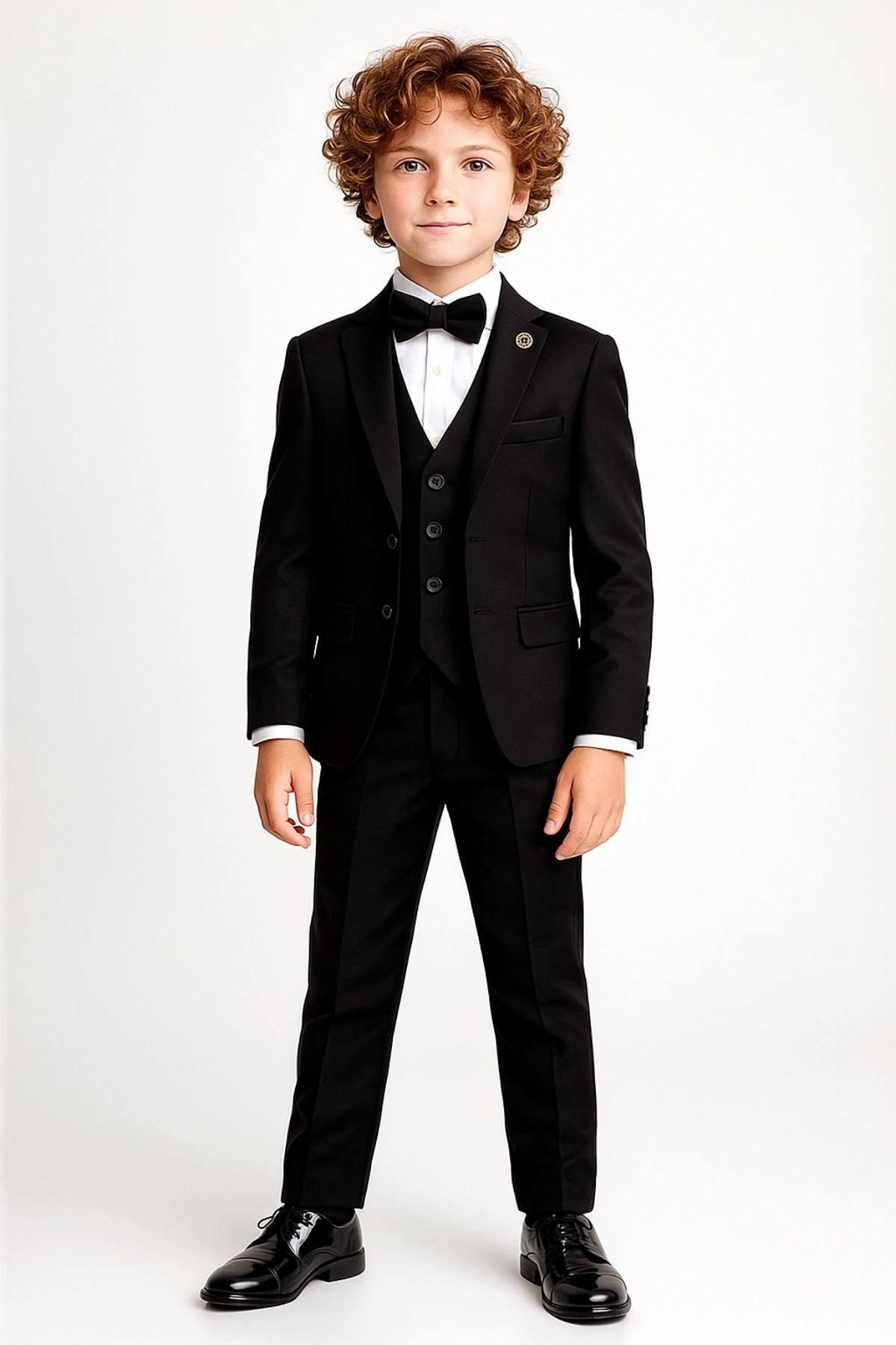 Erkek Çocuk Rozetli Papyonlu Ceketli 4’lü Set Takım Elbise Ak2840 - Siyah