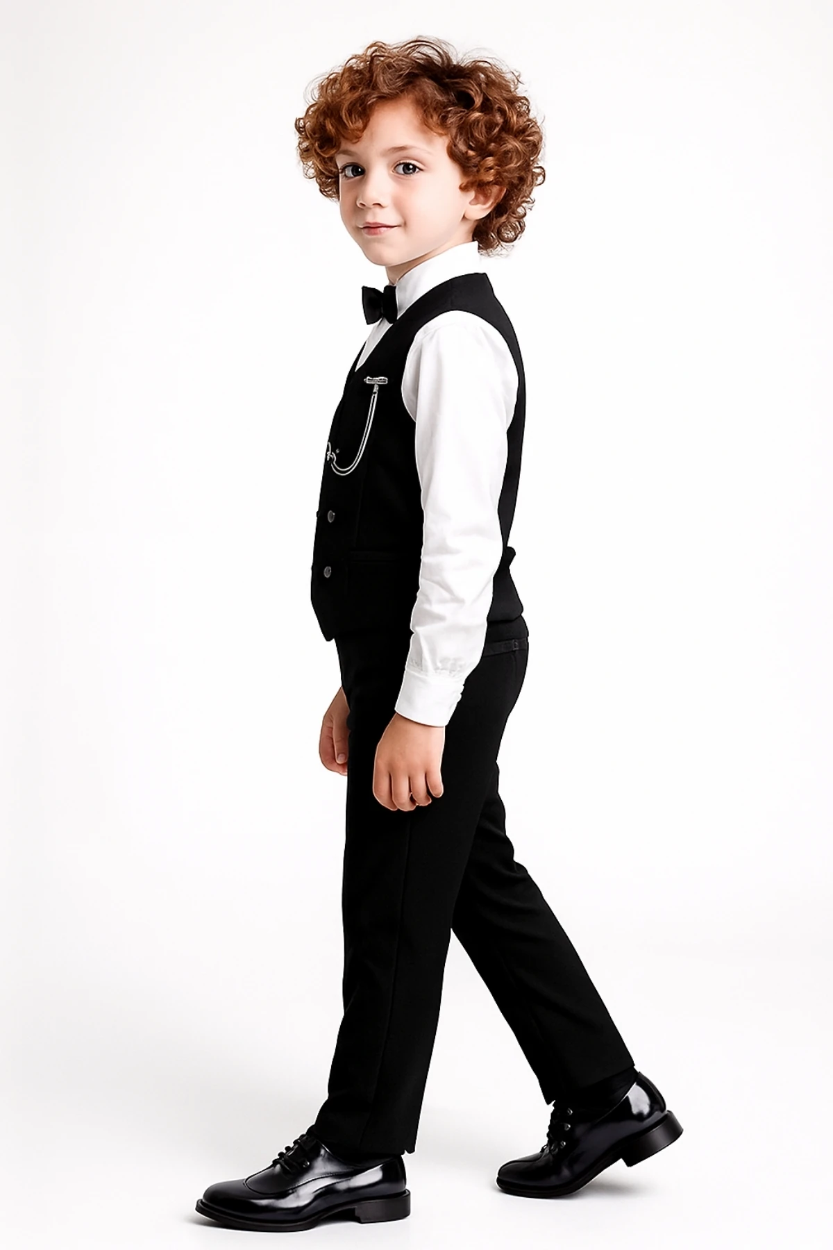 Erkek Çocuk Modern Kesim Papyonlu Yelekli 3’ lü Set Takım Elbise Ak5350