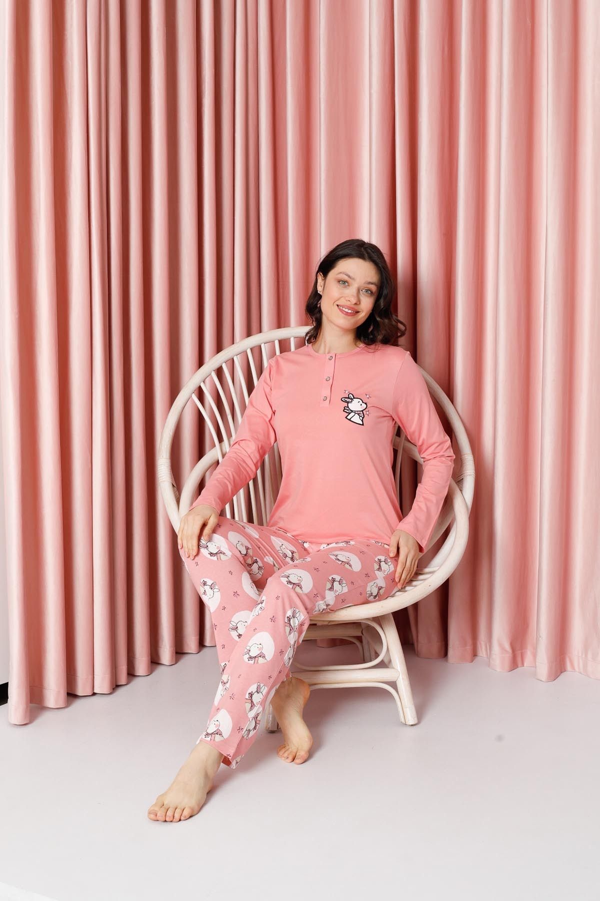 Kadın Pijama Takımı Uzun Kollu Tavşan Desenli Pamuklu Süprem