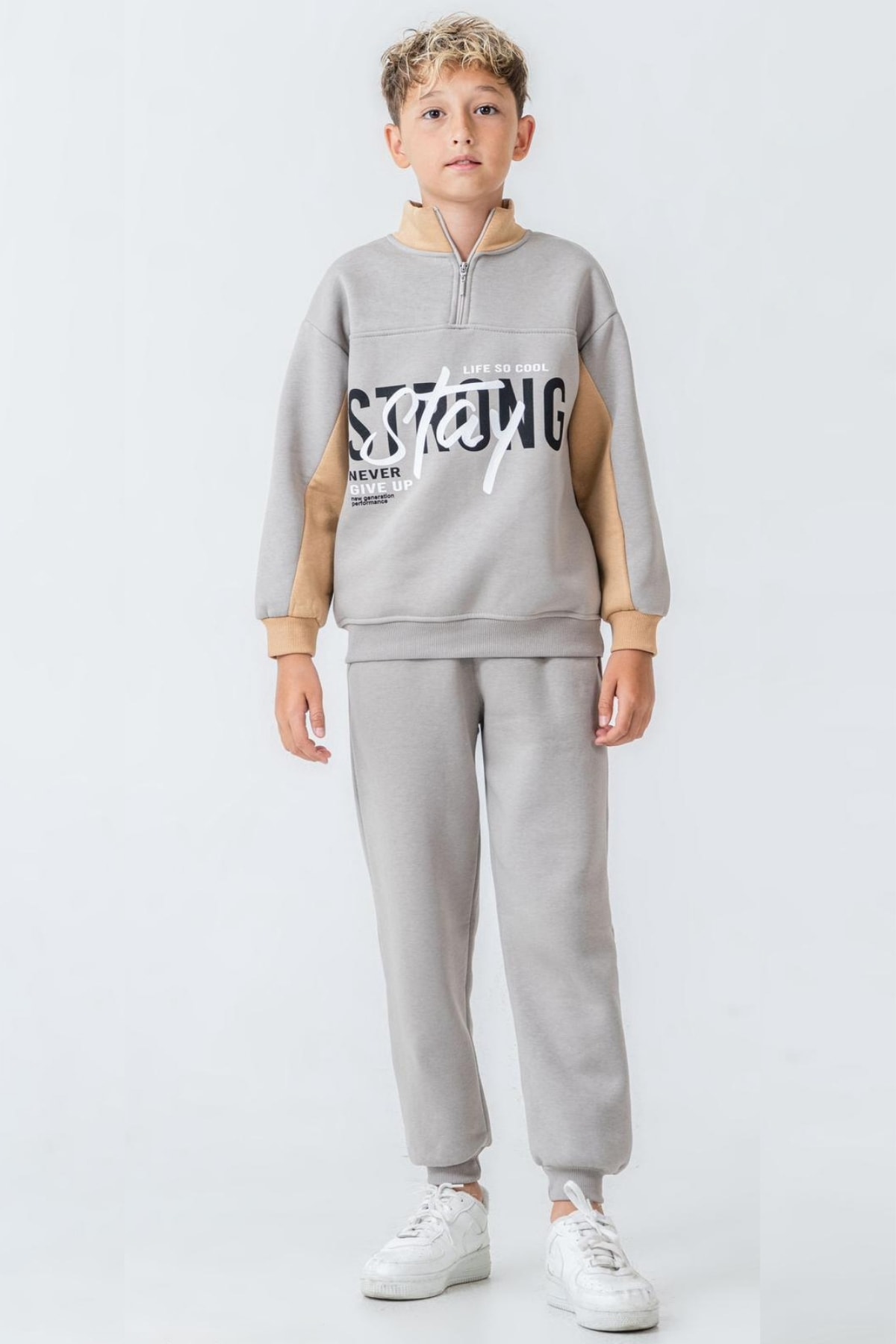 Erkek Çocuk Brooklyn Stay Strong Baskılı 3 İplik Kalın Kışlık Eşofman Takımı Ak4225 - Gri