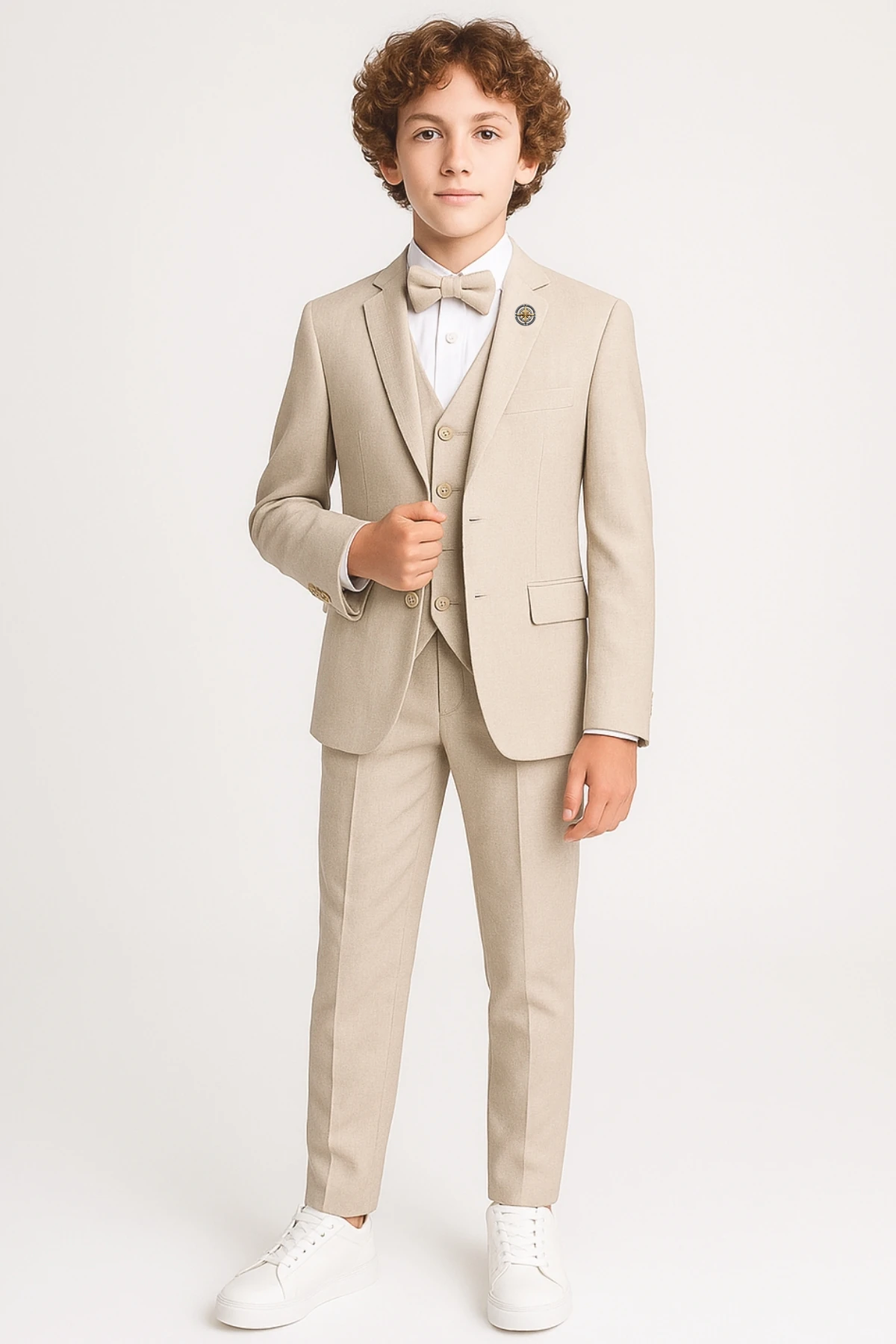 Erkek Çocuk Rozetli Papyonlu Ceketli 4’lü Set Takım Elbise Ak2840 - Bej