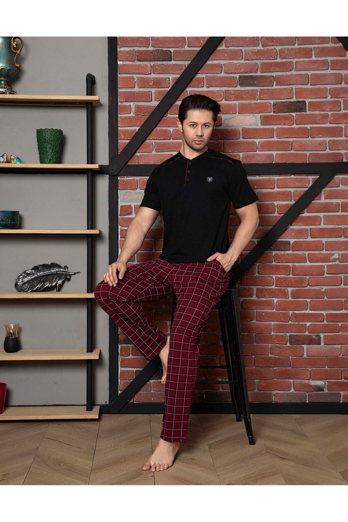 Erkek Pijama Takımı Ekoseli Kısa Kollu Düğmeli Armalı Pamuklu