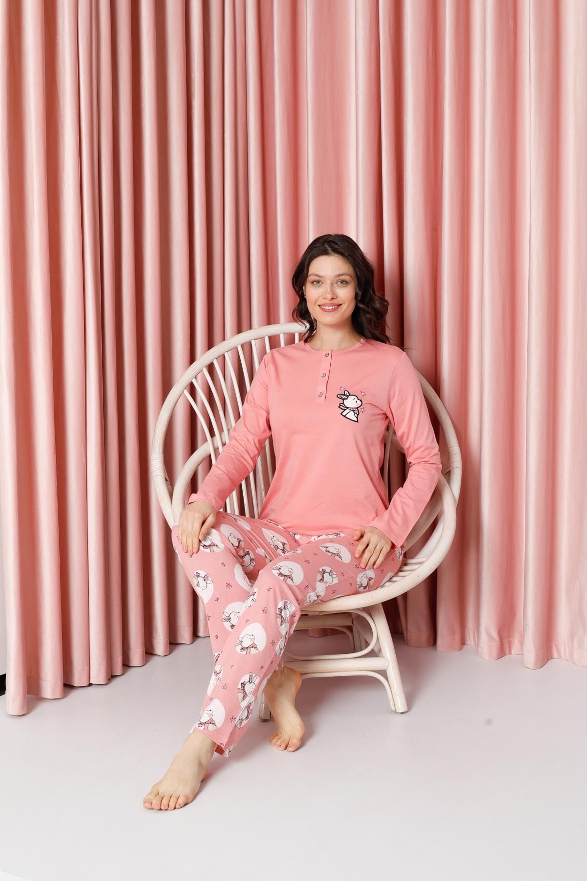 Kadın Pijama Takımı Uzun Kollu Tavşan Desenli Pamuklu Süprem
