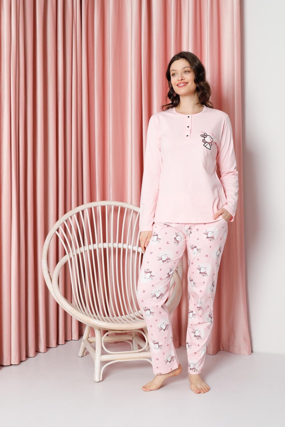 Kadın Pijama Takımı Uzun Kollu Tavşan Desenli Pamuklu Süprem - Pembe