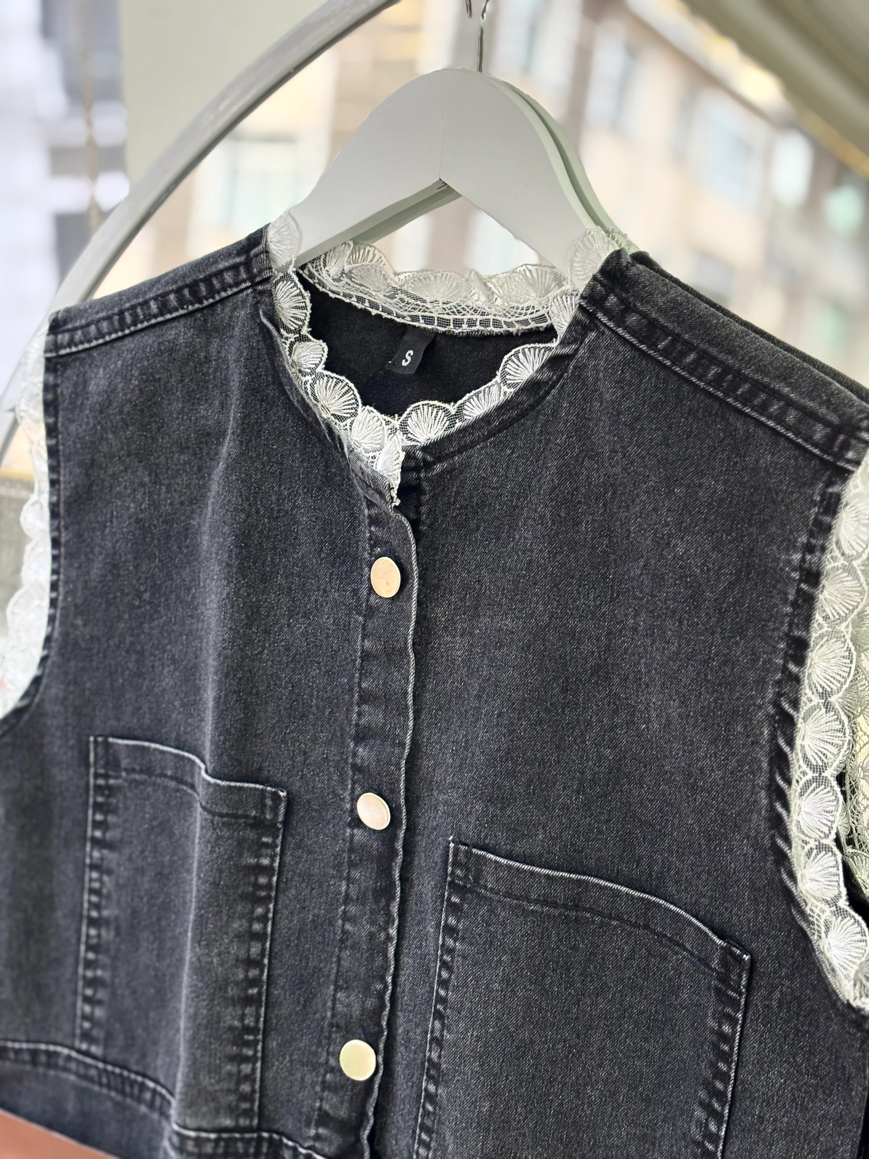 GÜPÜR DETAY KEMER HEDİYELİ DENİM TAKIM GRİ