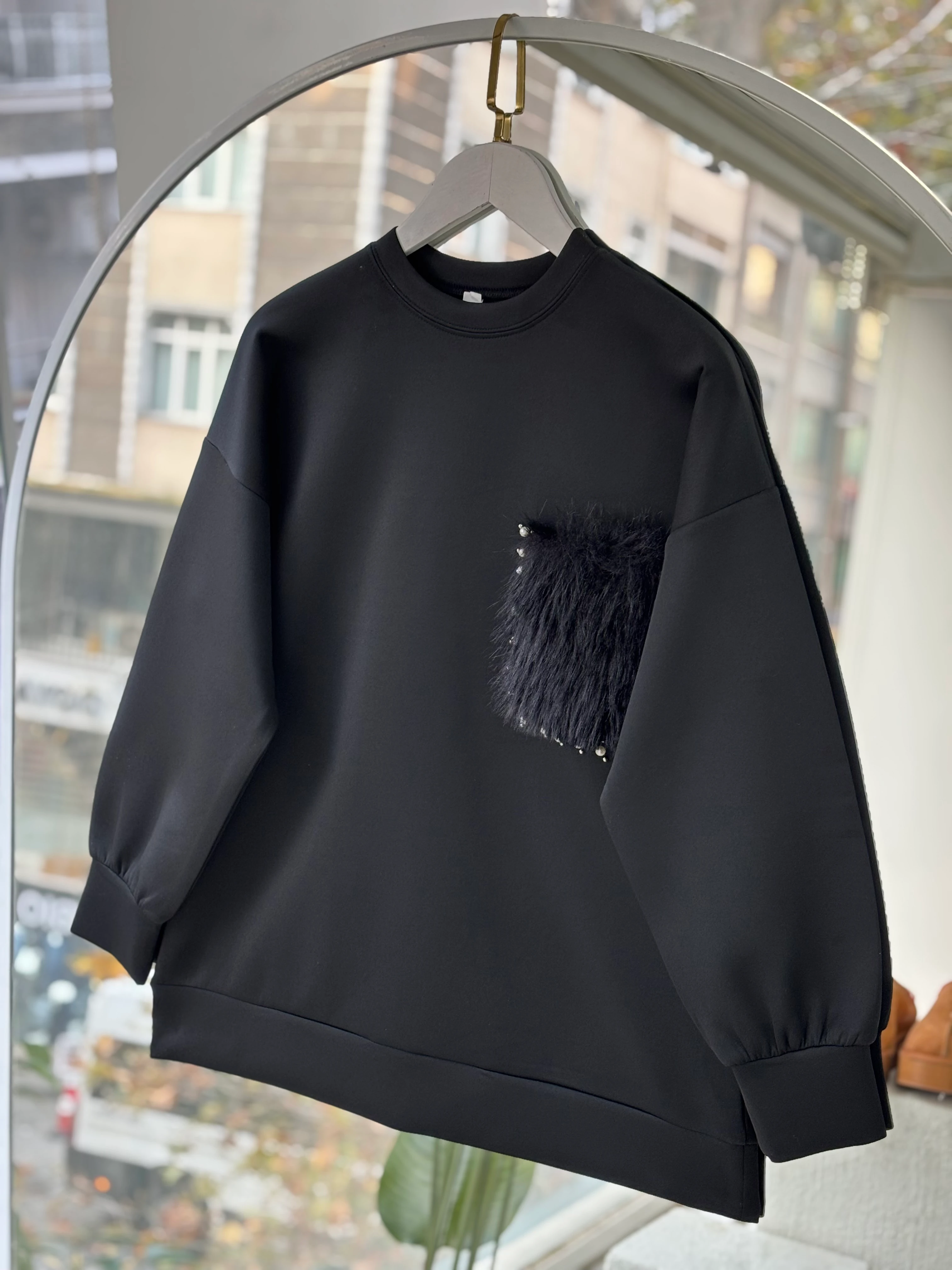 KÜRK VE TAŞ DETAYLI SCUBA SELENA SWEAT SİYAH