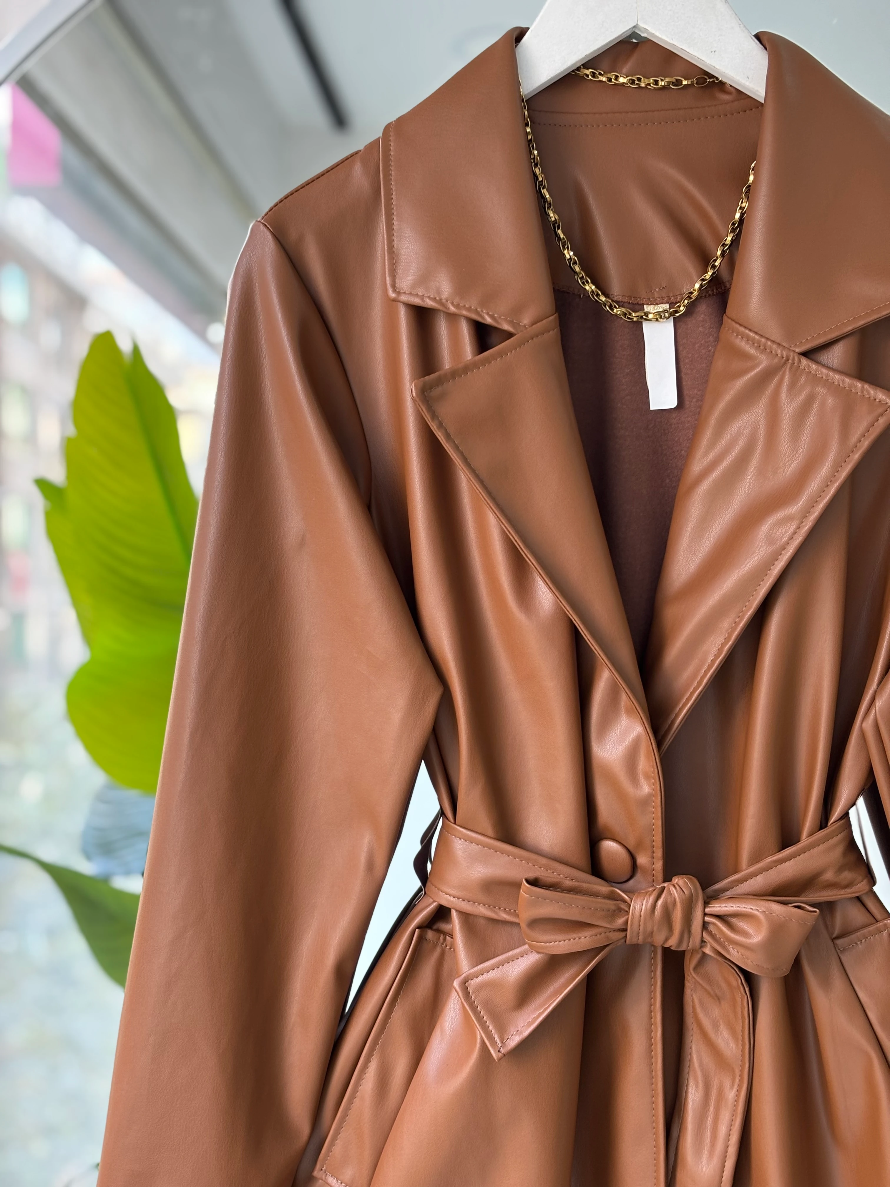 UZUN SUNİ DERİ TRENÇ KABAN KAHVERENGİ 