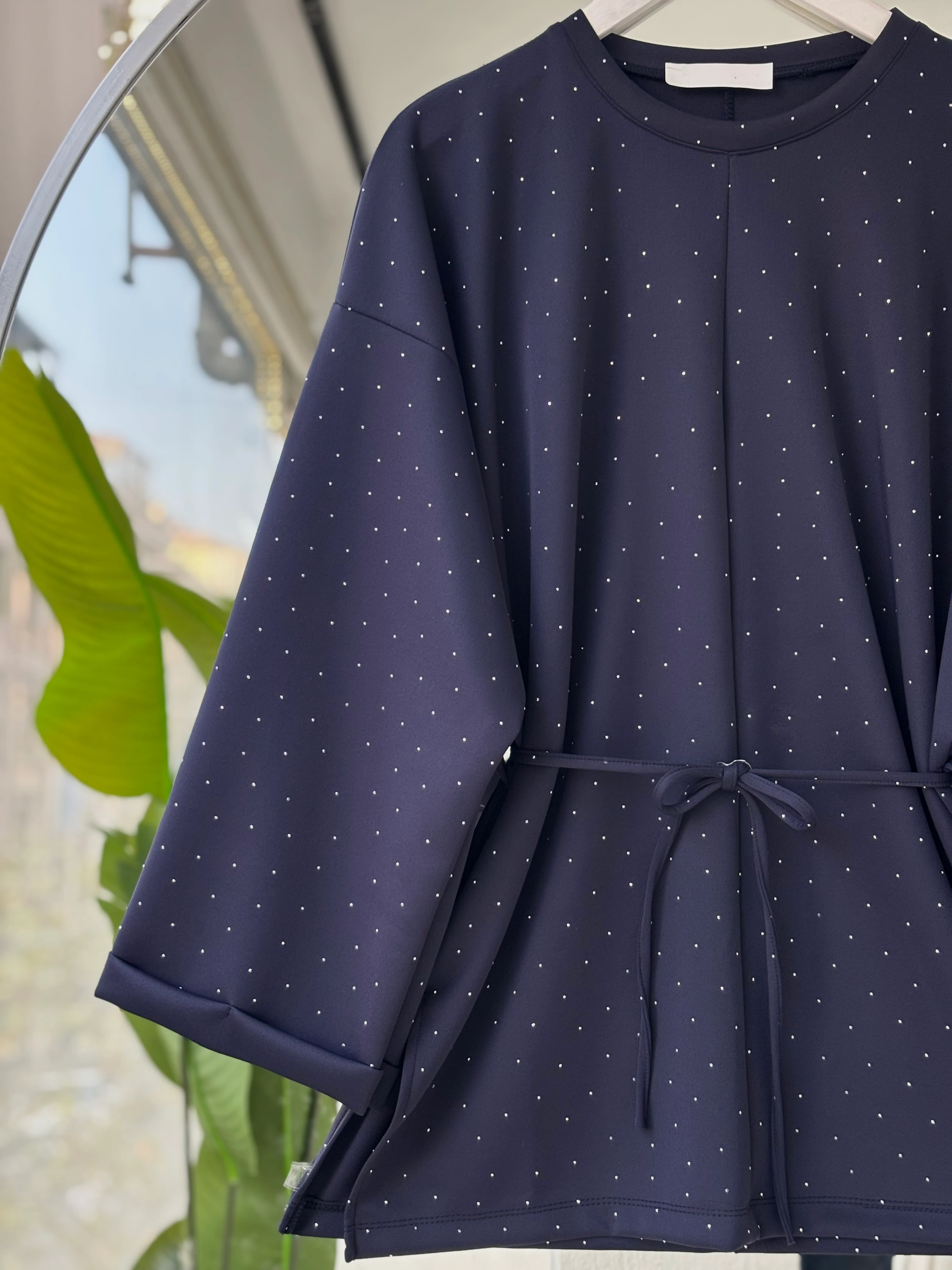 ARKA ÖN TAŞLI ALİN SCUBA SWEAT FÜME