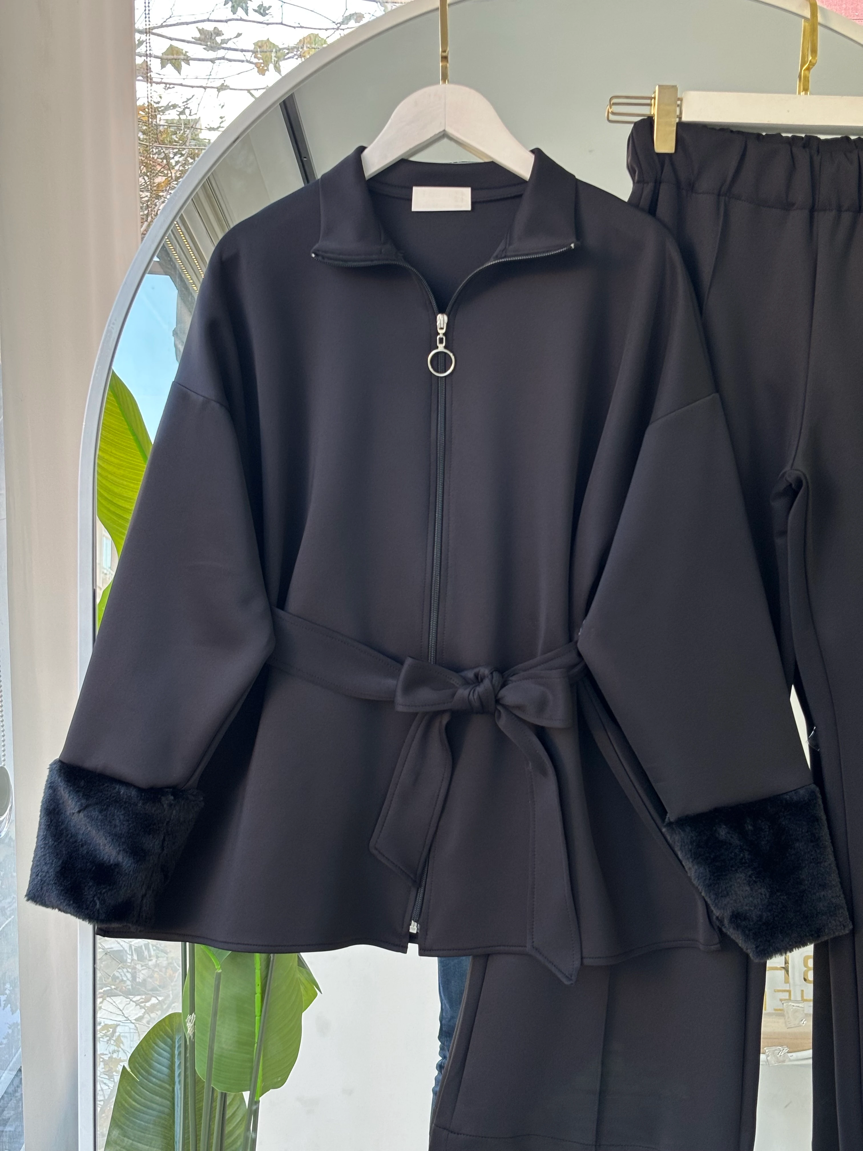 KÜRKLÜ SCUBA STAR TAKIM SİYAH