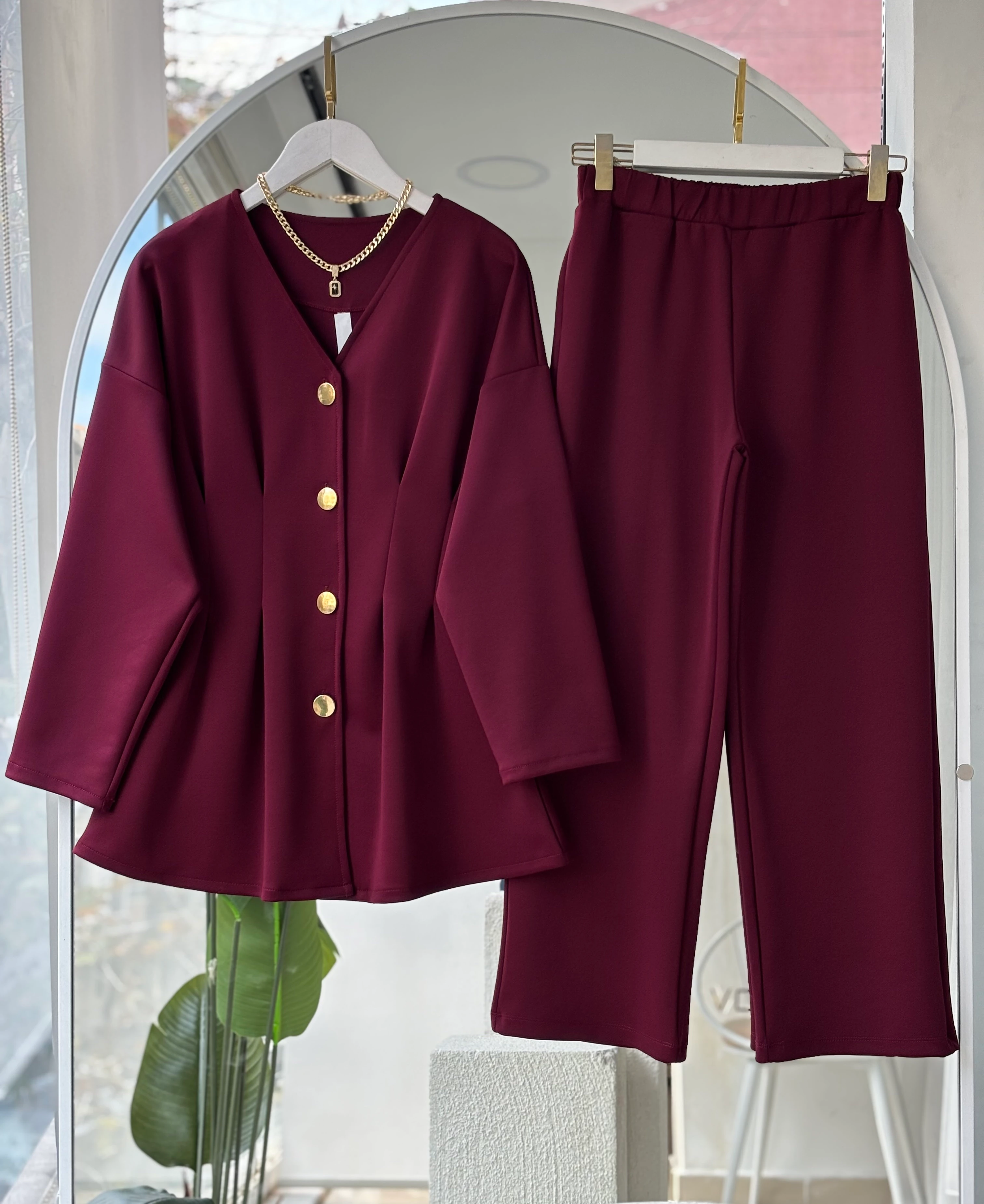 MEVA PENSLİ GOLD DÜĞMELİ TAKIM - BORDO