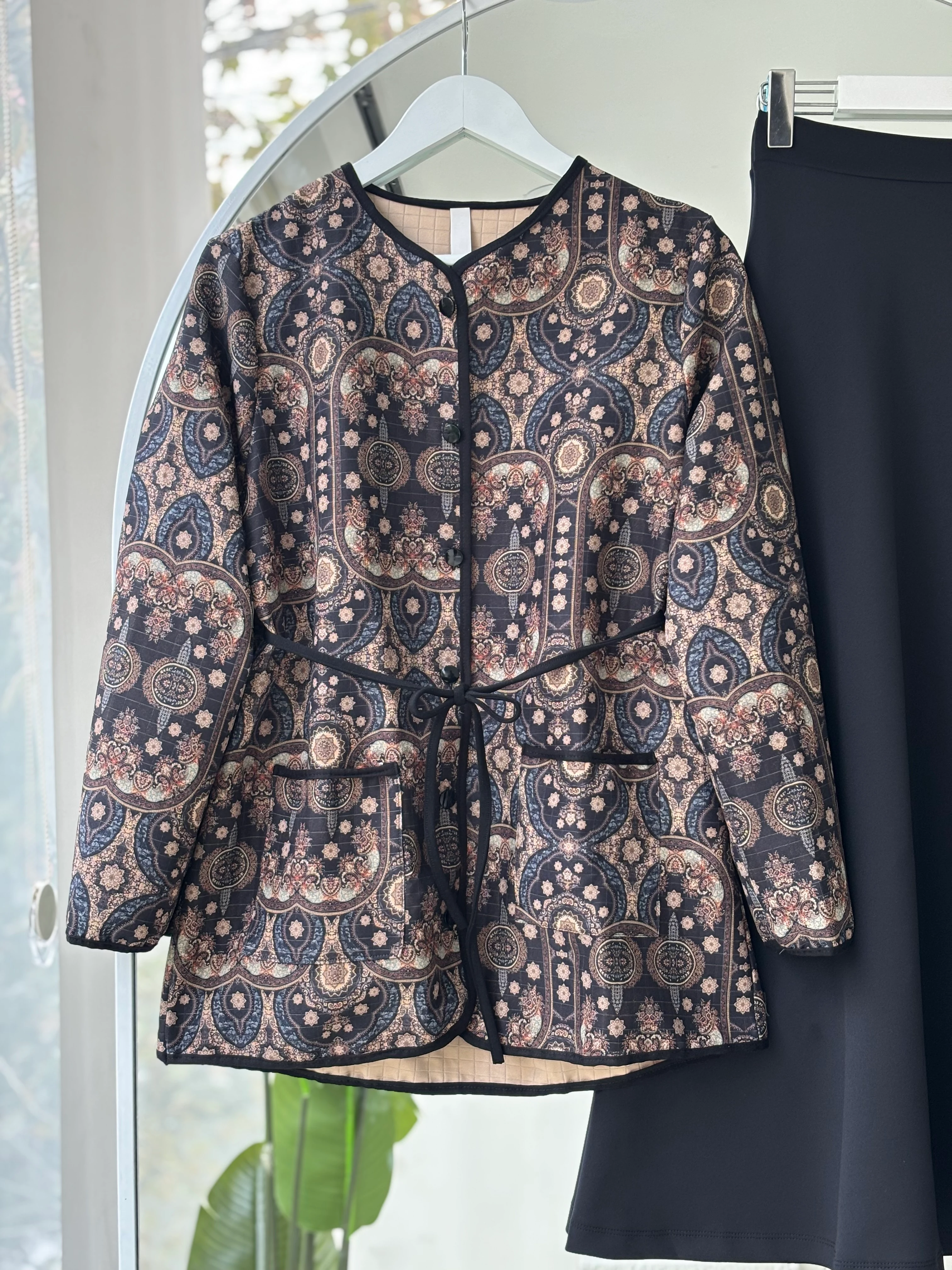 ETNİK DESEN KAPİTONE CEKET -KAHVE