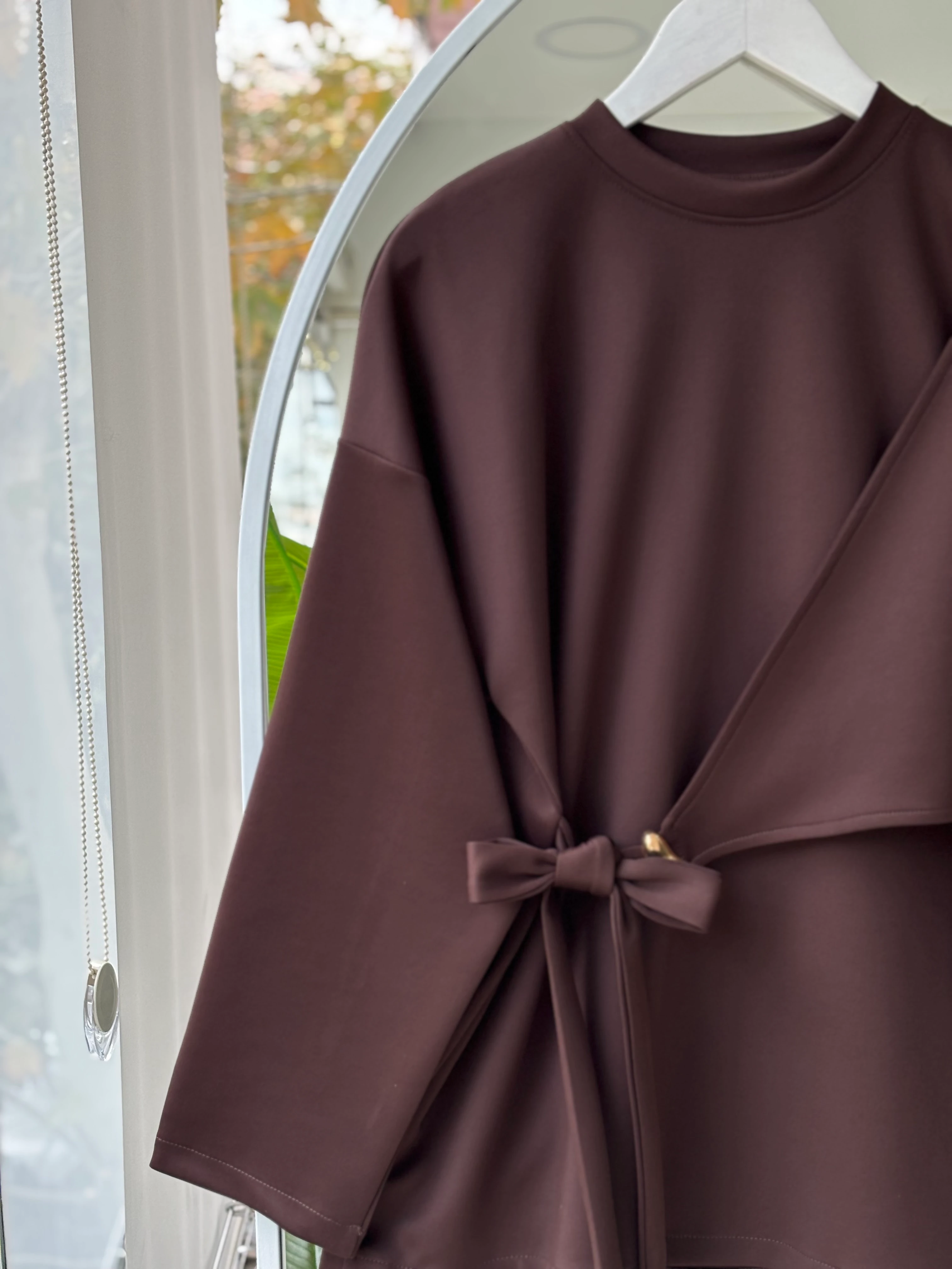 GOLD AKSESUARLI ALİZA TAKIM KAHVERENGİ