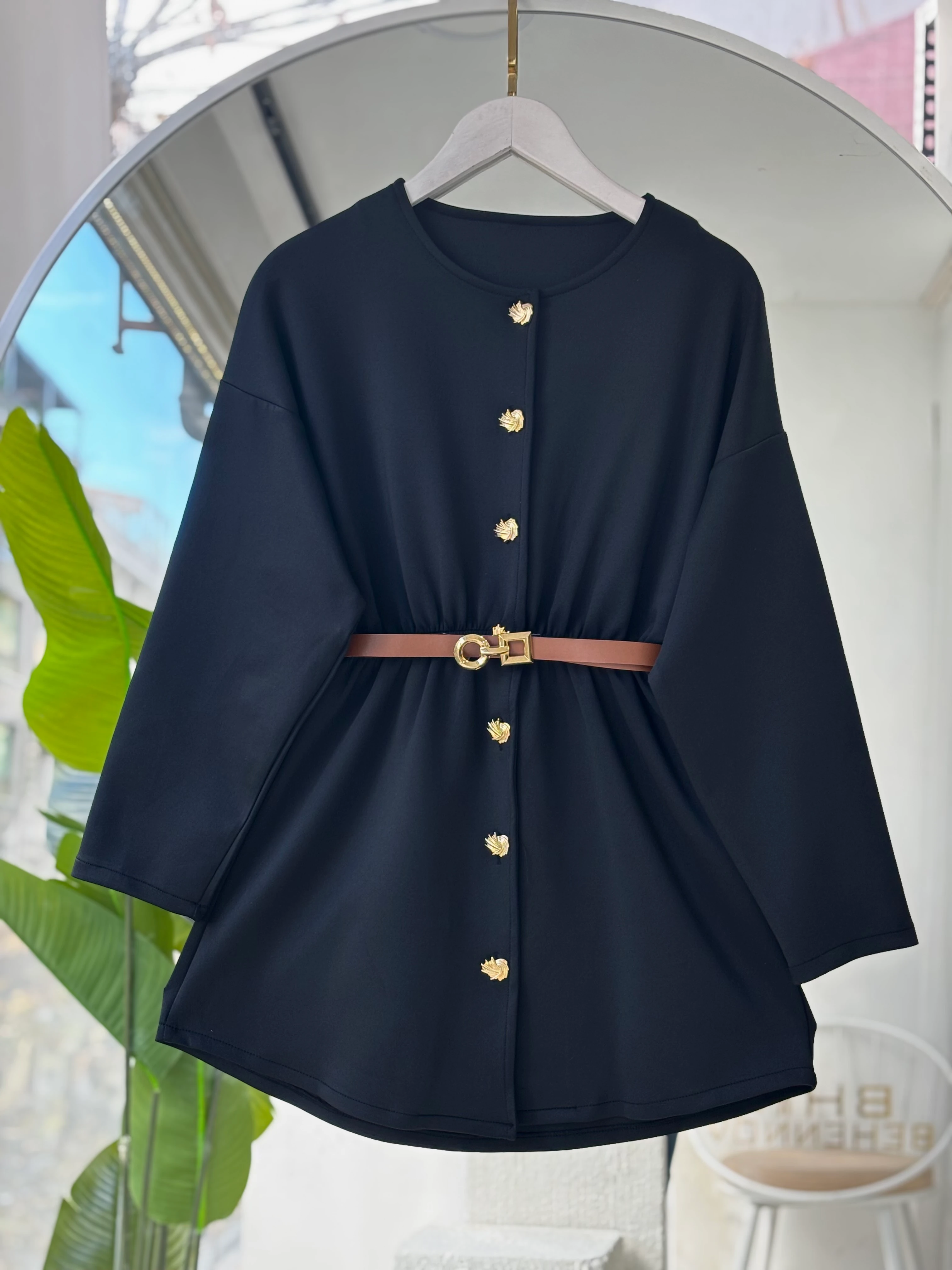 GOLD DÜĞMELİ KEMERLİ SCUBA CEKET SİYAH