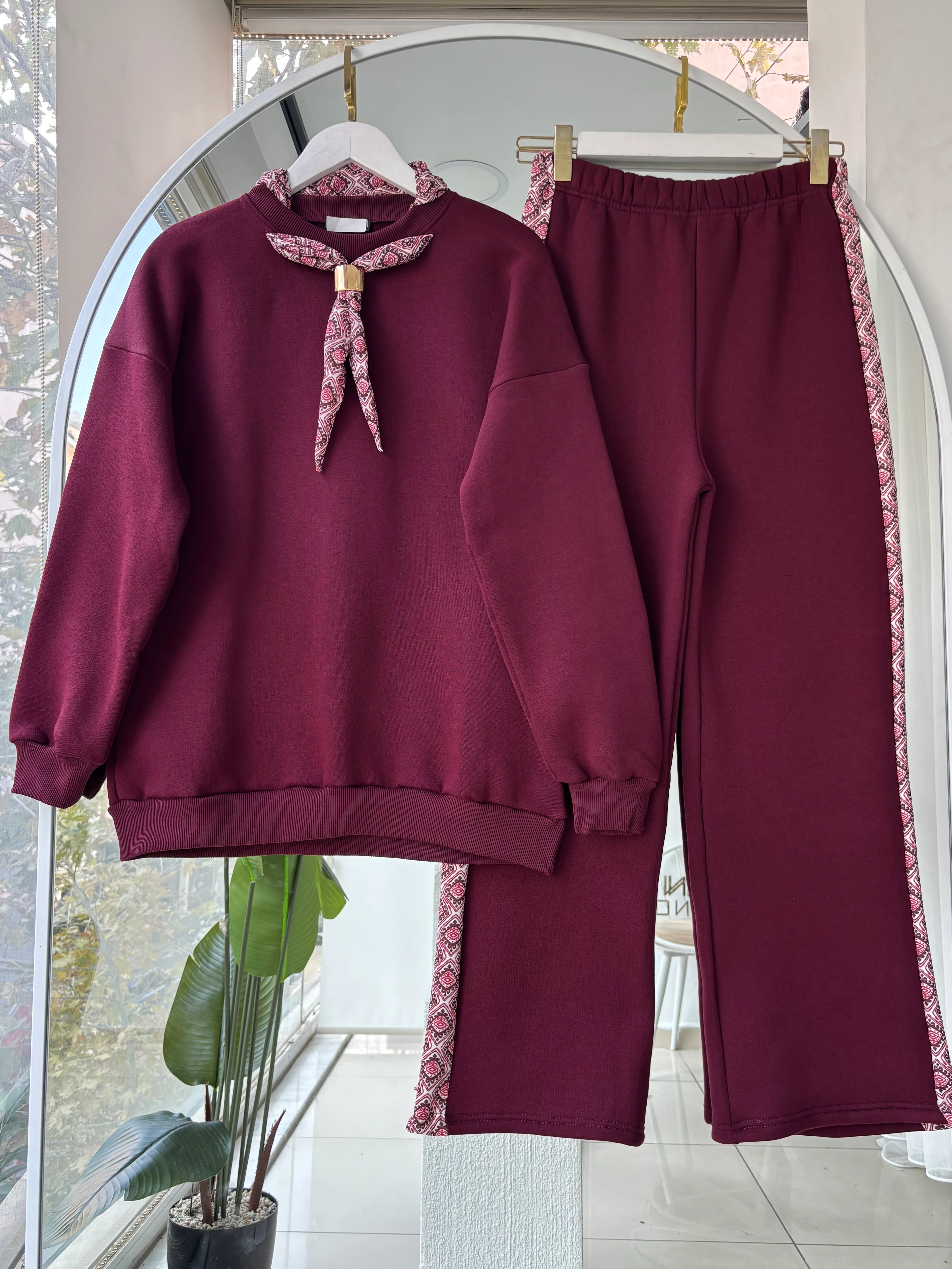 FULAR GOLD AKSESUARLI GLORİA TAKIM BORDO