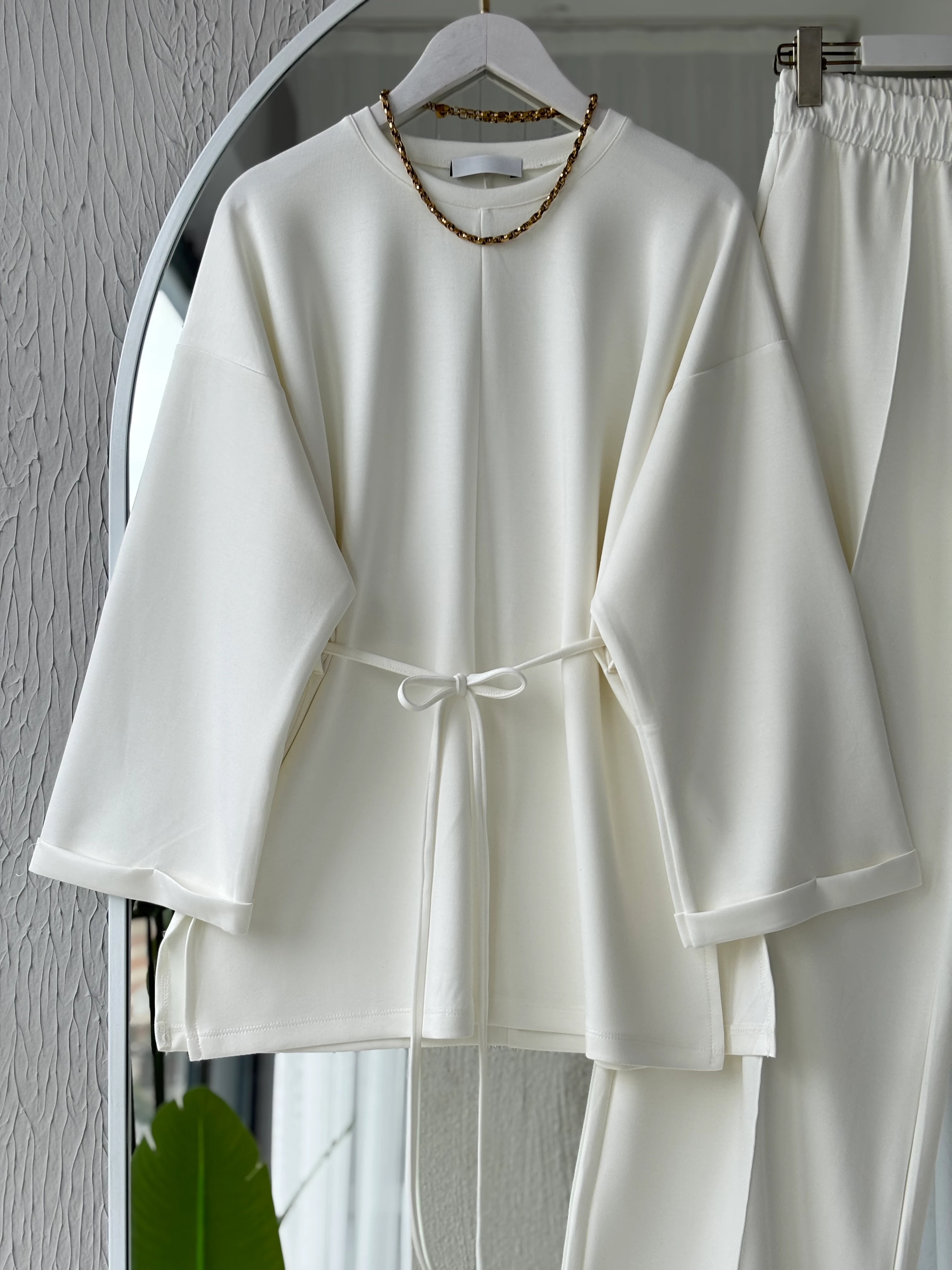 MUADİL OYS LİZA TAKIM -BEYAZ