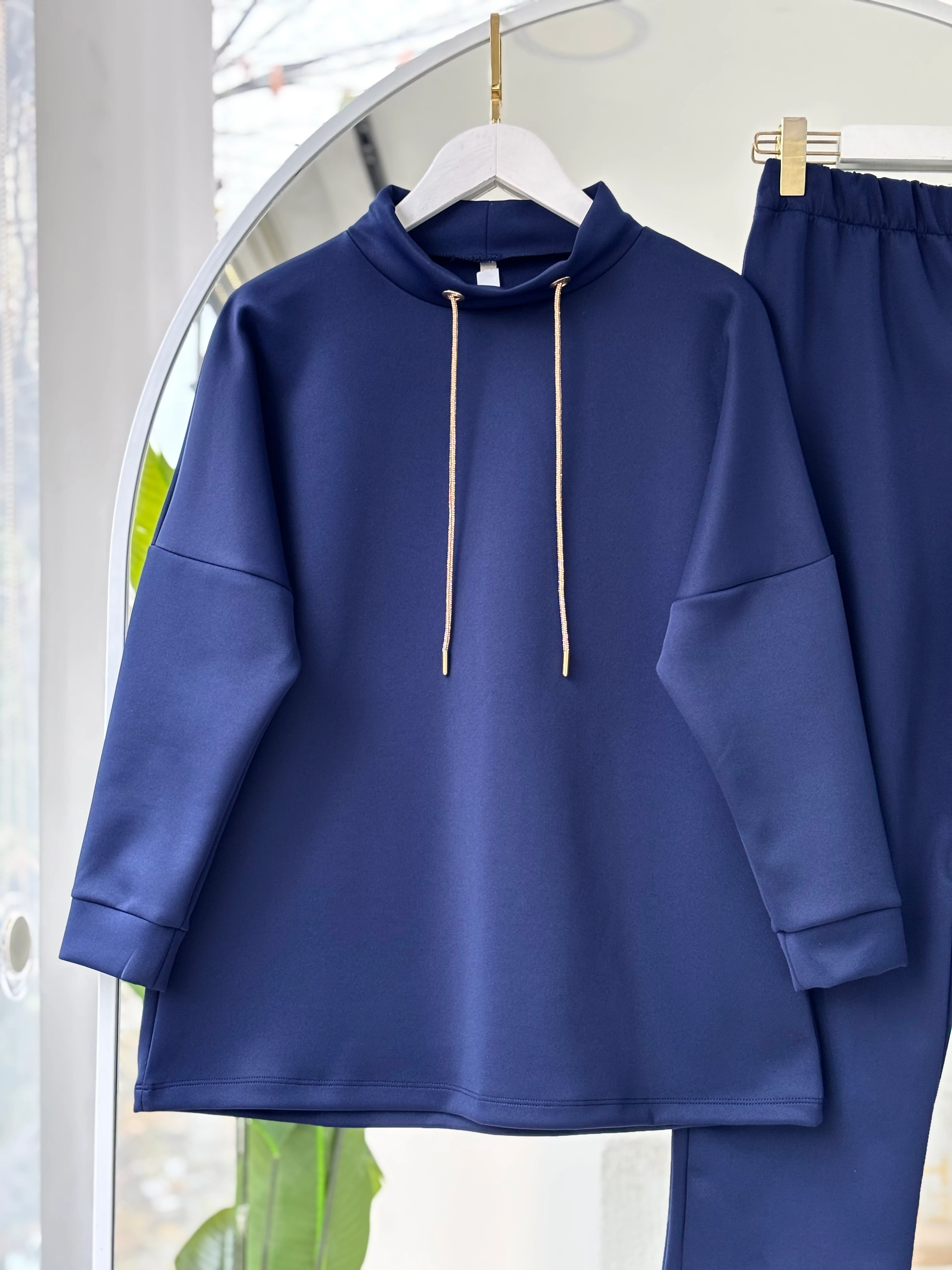 GOLD KORDONLU SCUBA AHENK TAKIM LACİVERT 