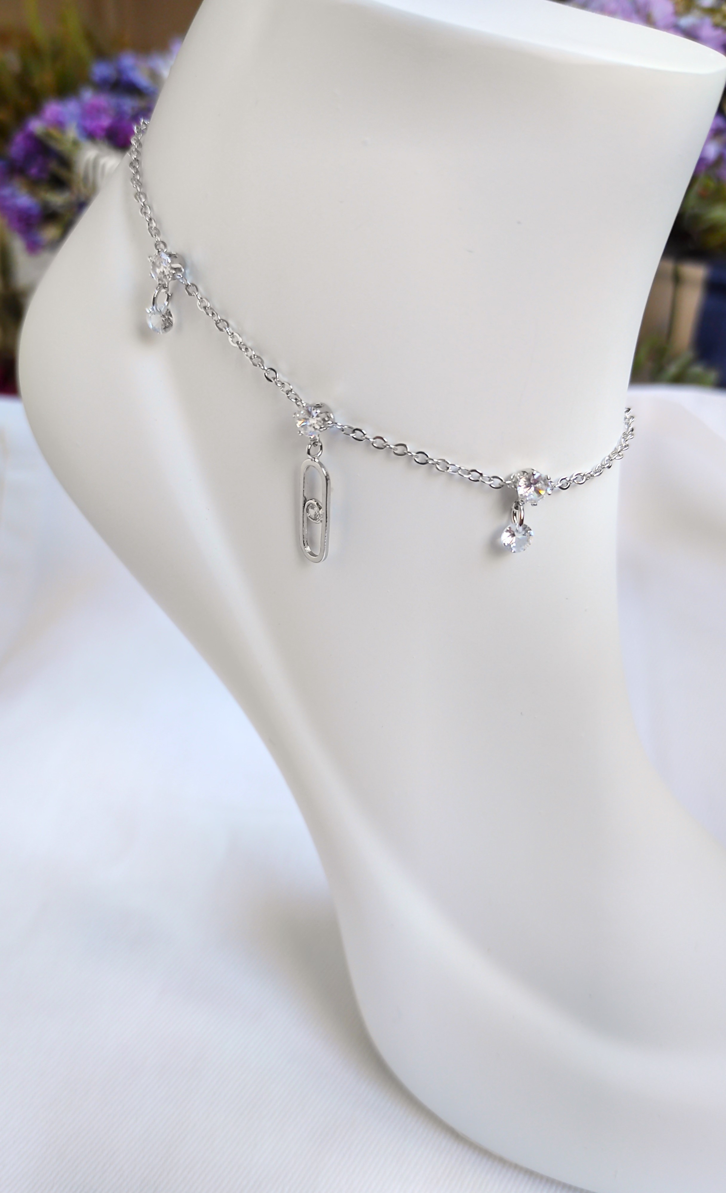 M.E.S.S Marka model silver küpe 