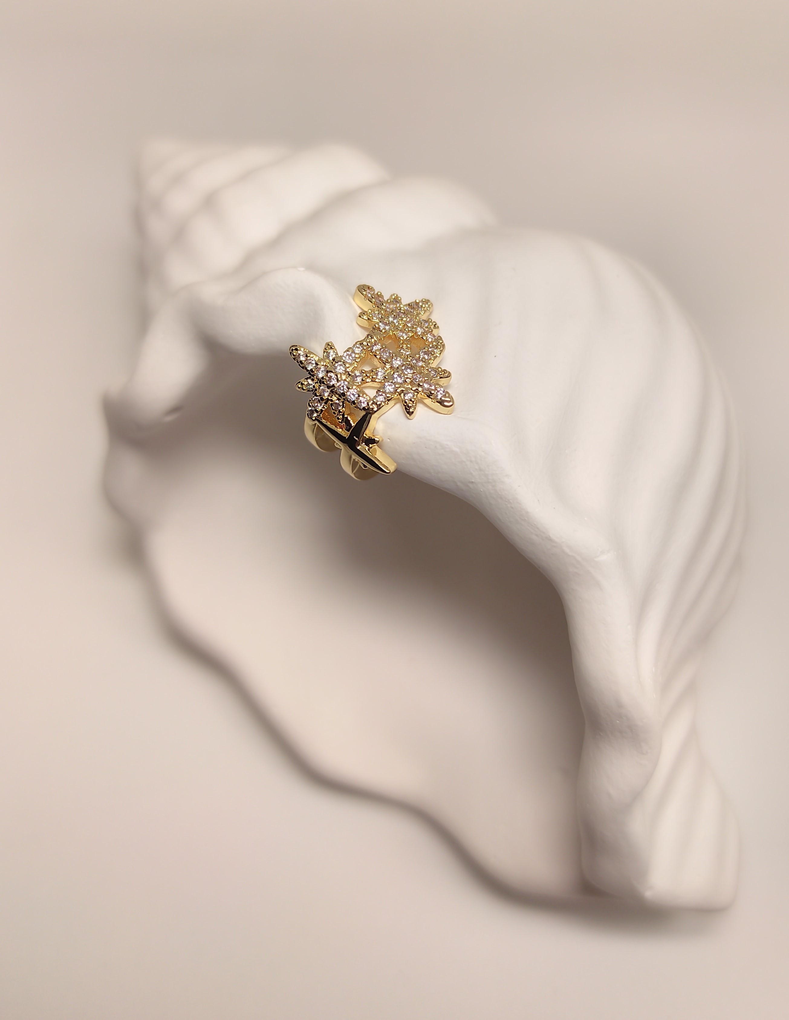 Yıldız seli gold earcuff