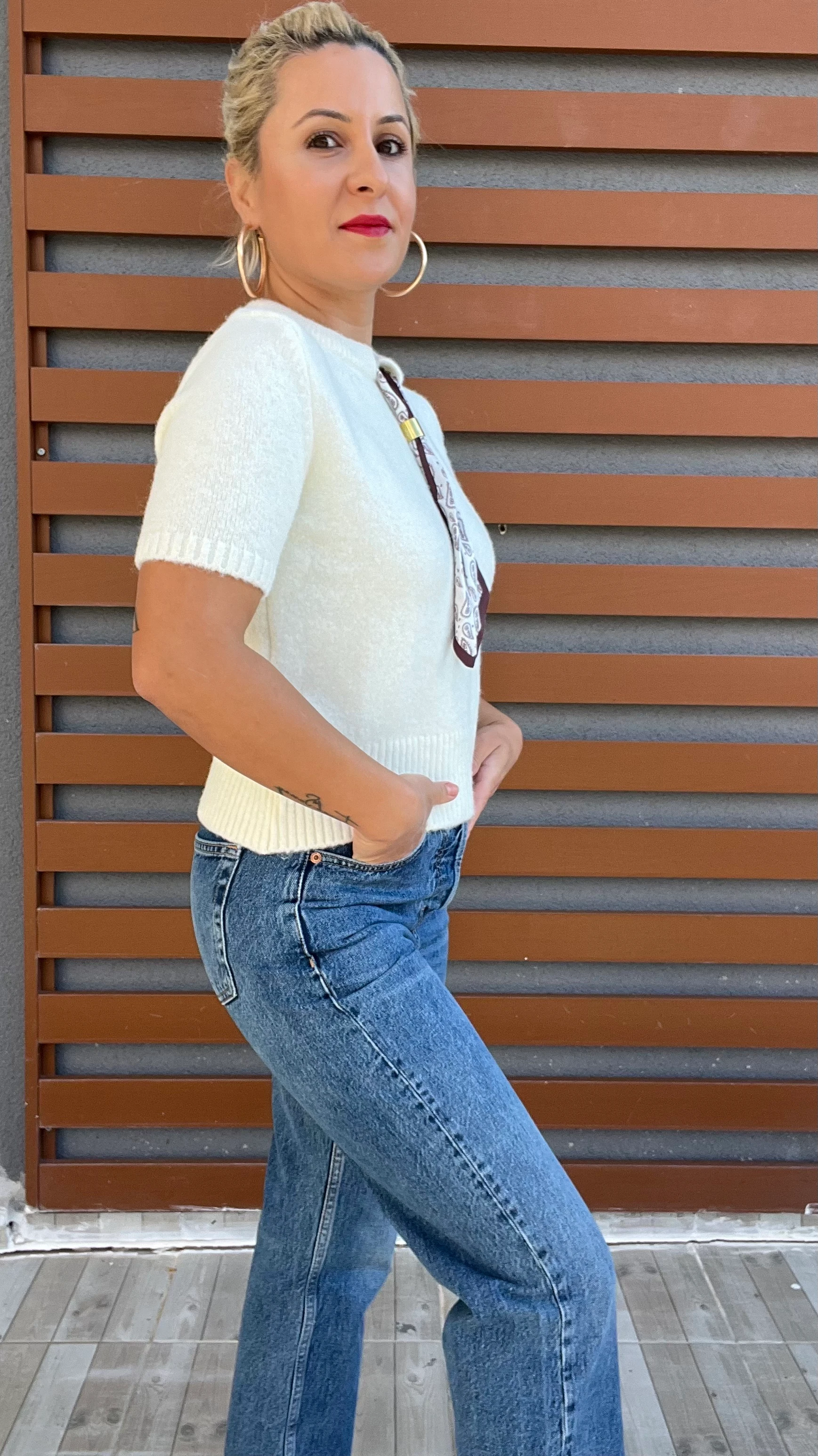 Fular Detay Yarım Kol Ekru Triko