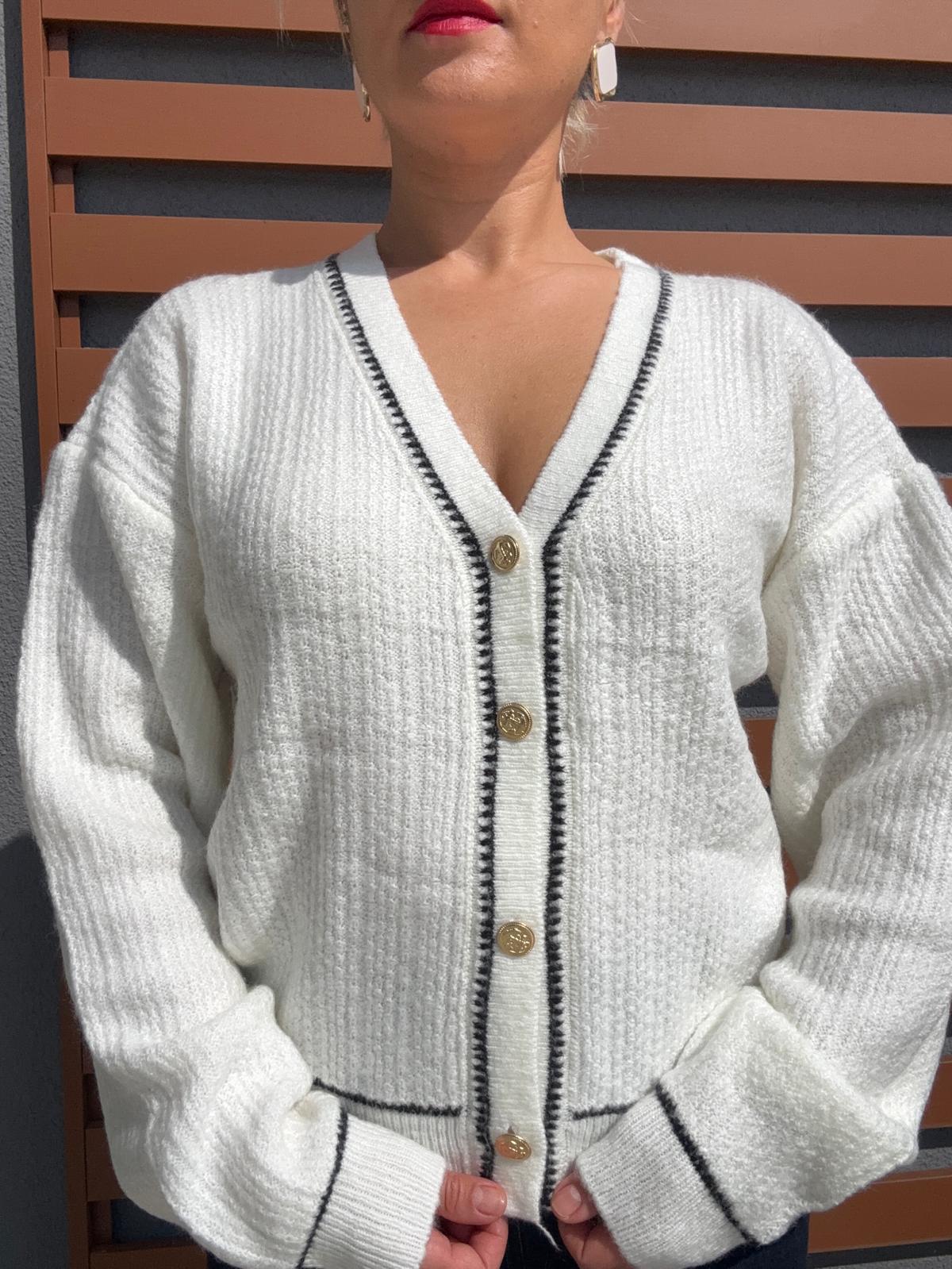 Gold Düğme Detay Şeritli Hırka Beyaz