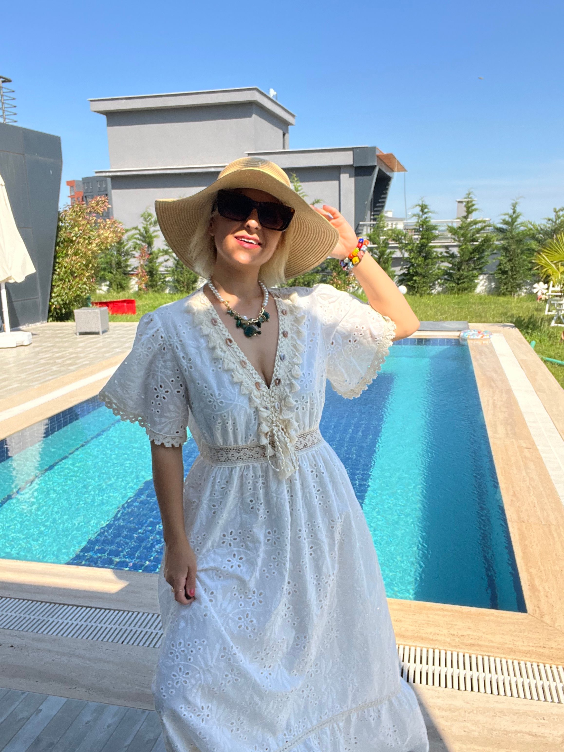 Rahat Kalıp Elbise Modeli