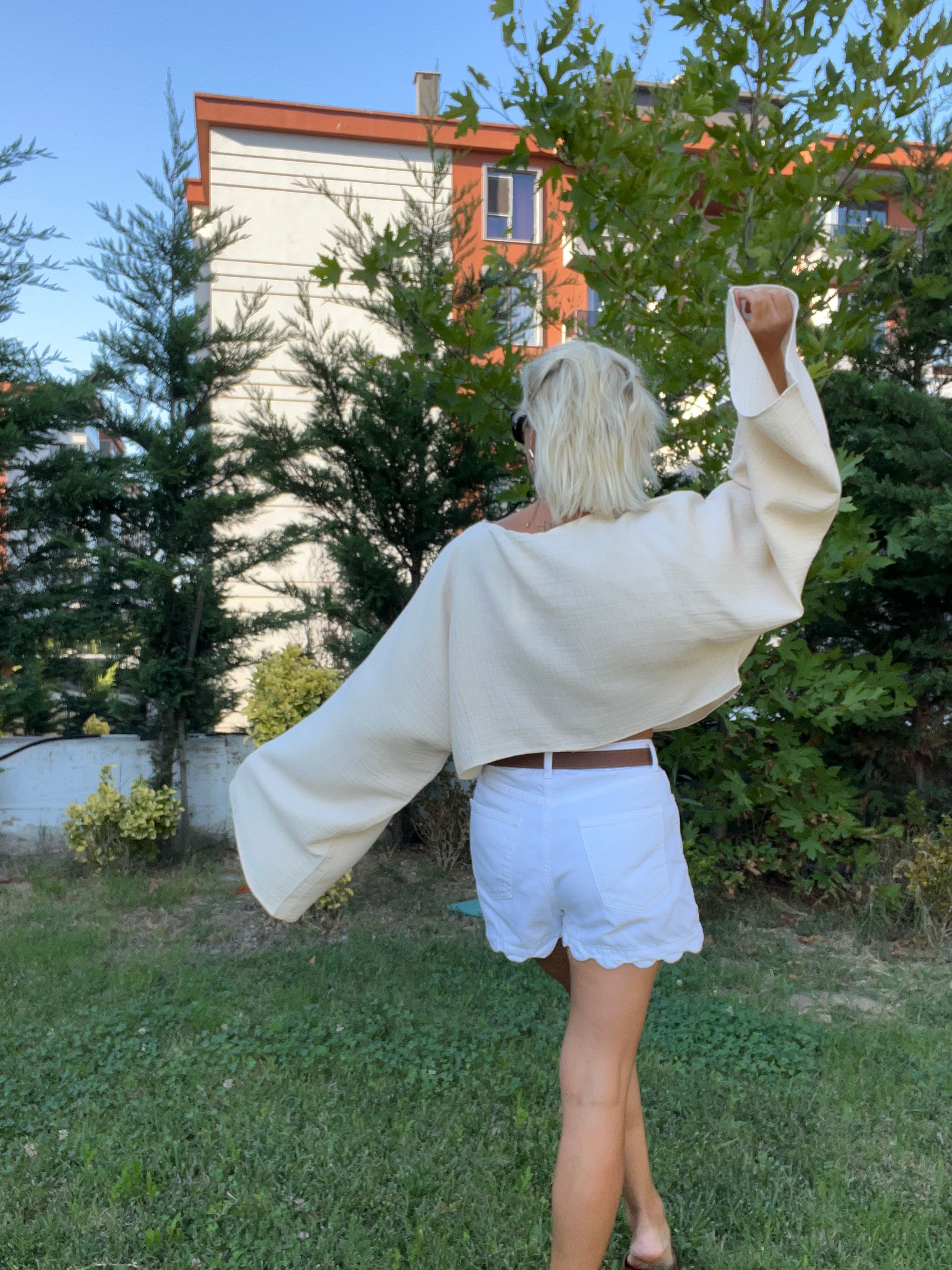 Yarasa Kol Müslin Kumaş Bluz