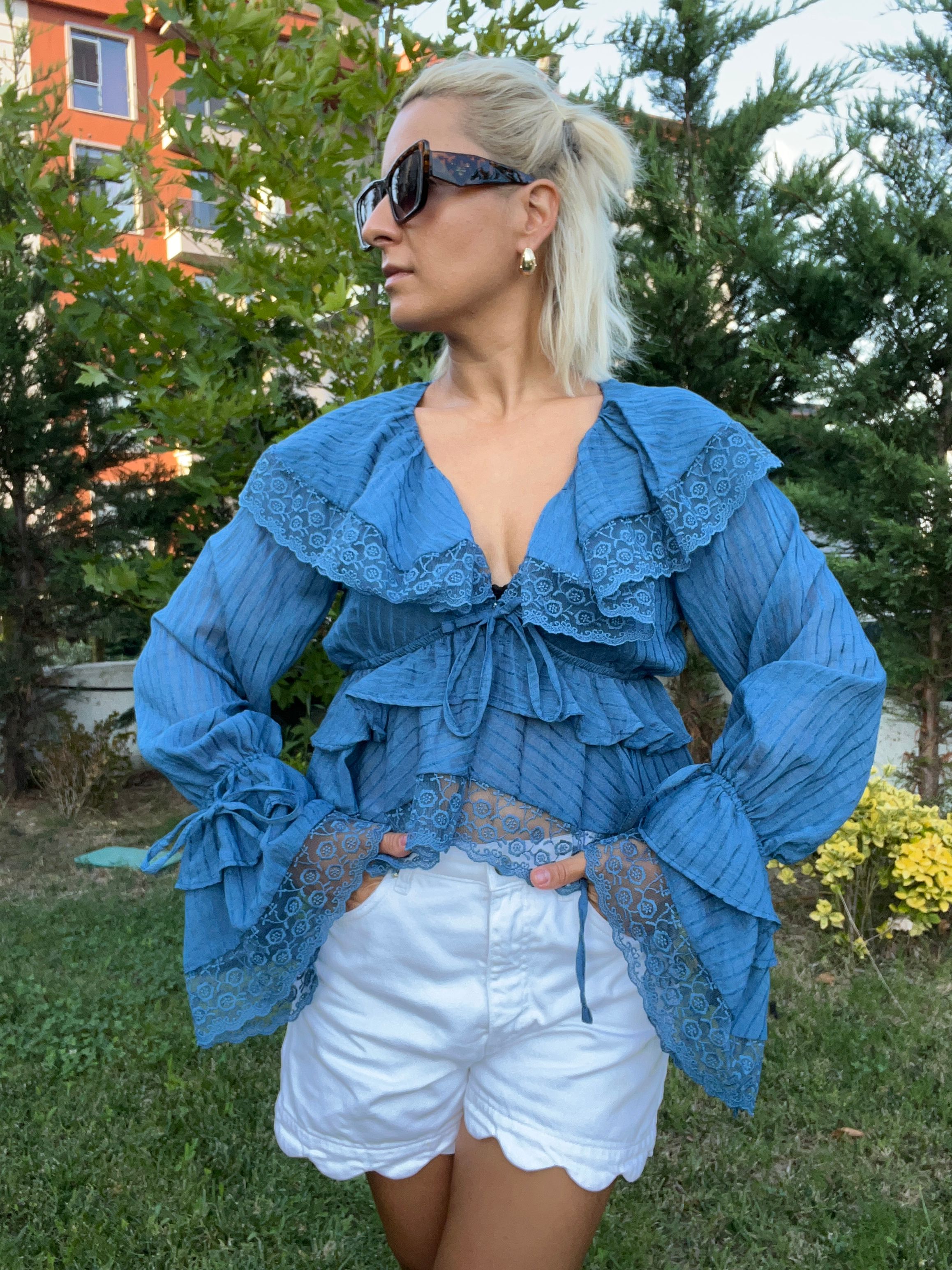Bohem Tarzı Fırfırlı Bluz Mavi 