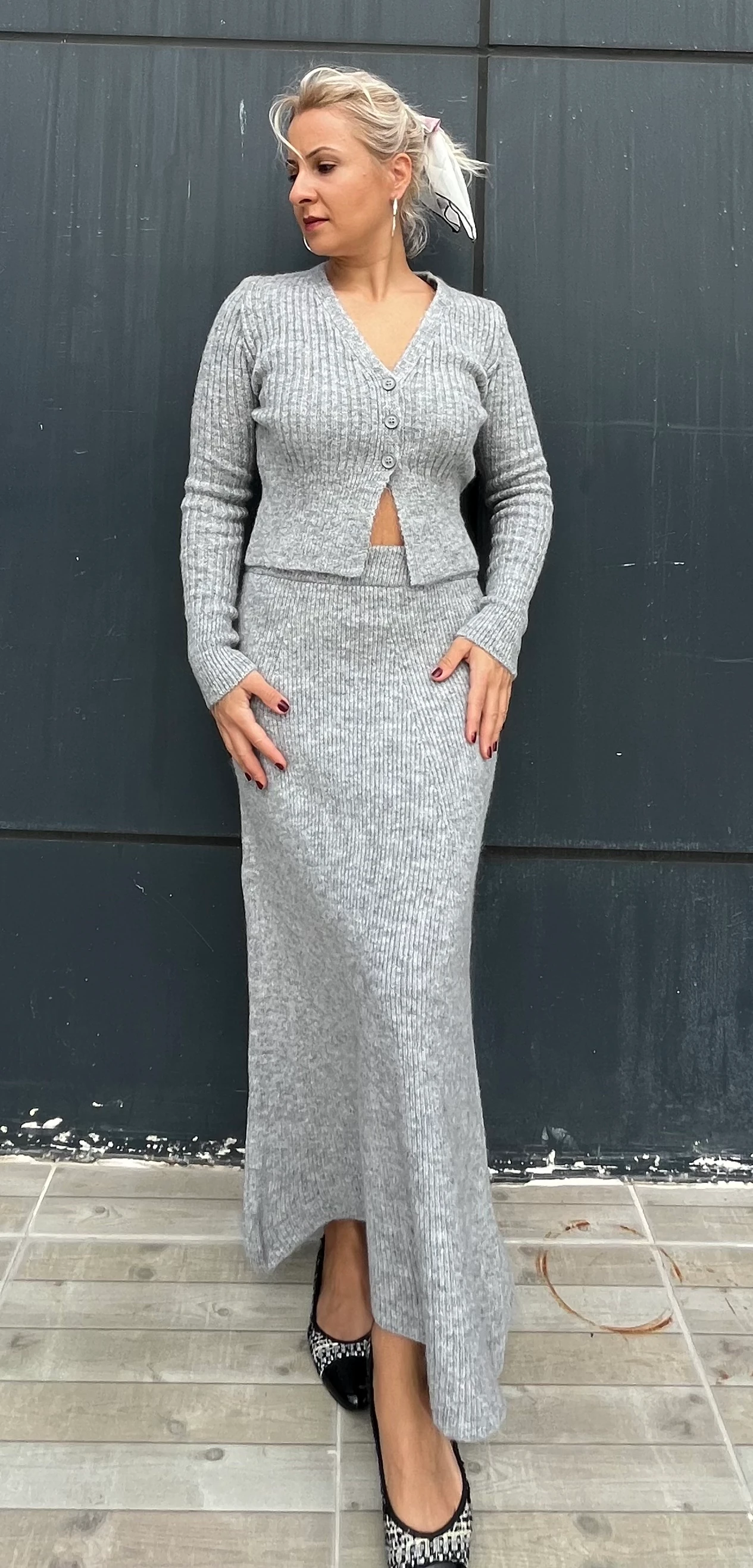 Gri Renk Triko Etek Hırka Takım