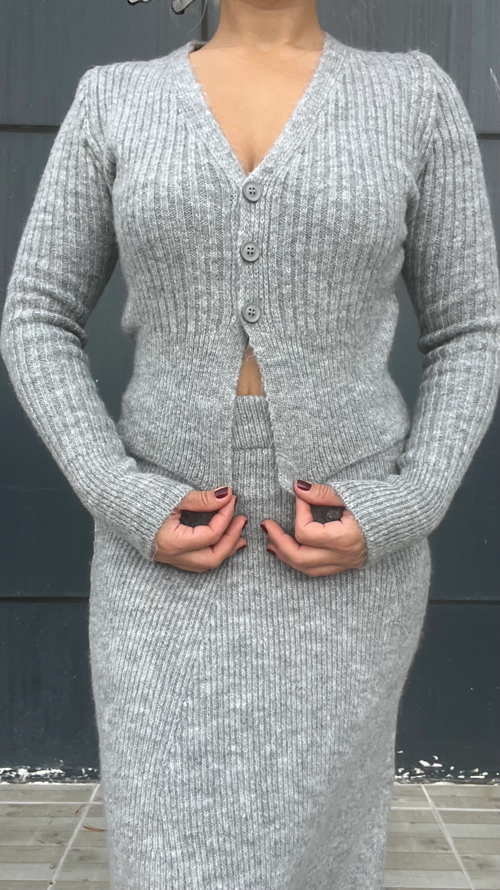 Gri Renk Triko Etek Hırka Takım