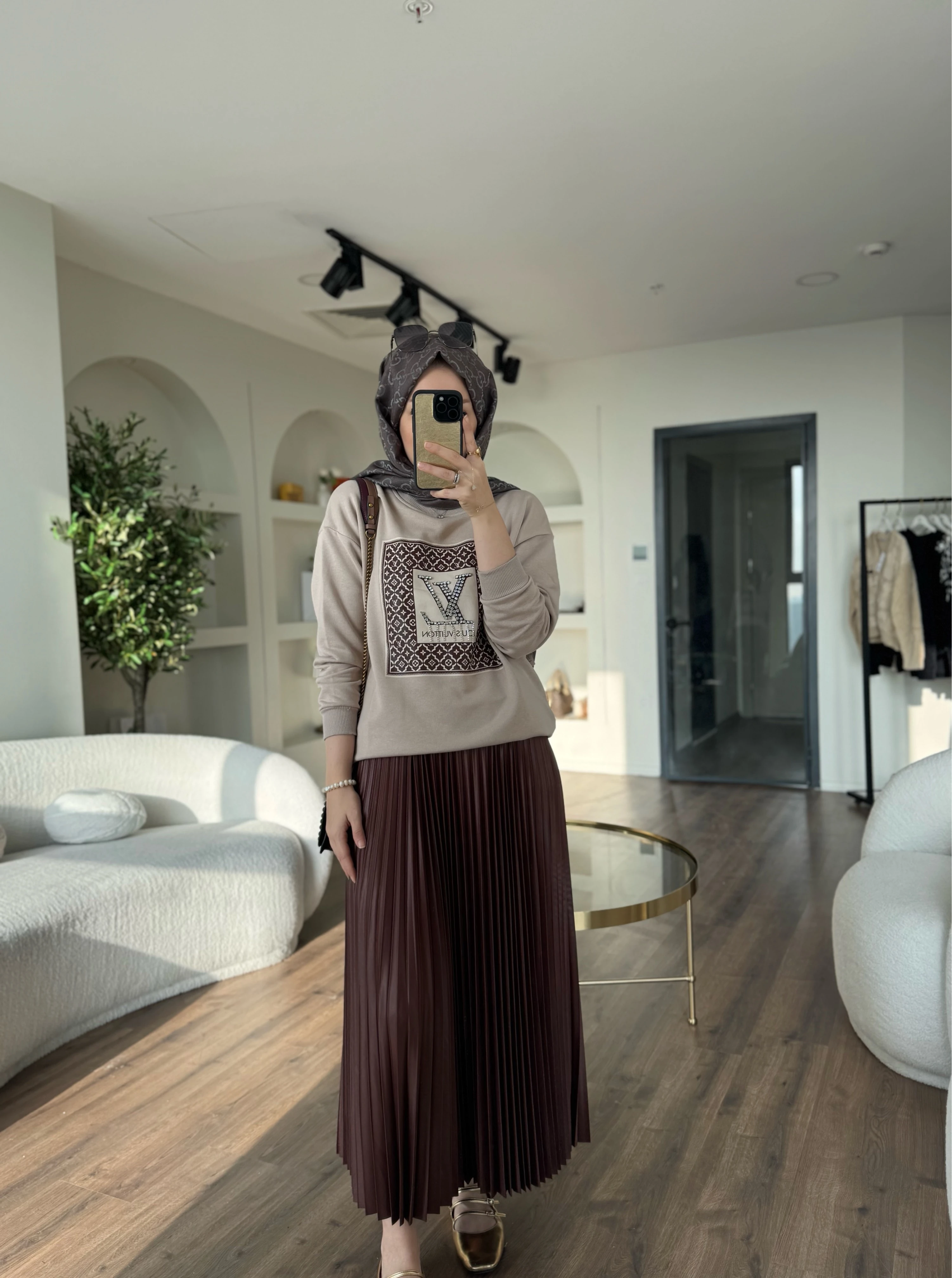 Lv sweatshirt - taş