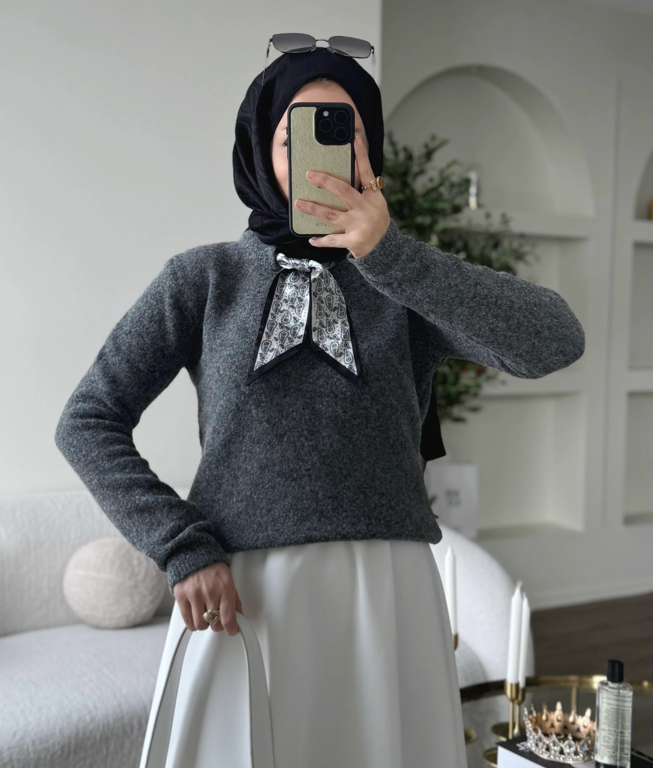 Fularlı triko kazak - gri