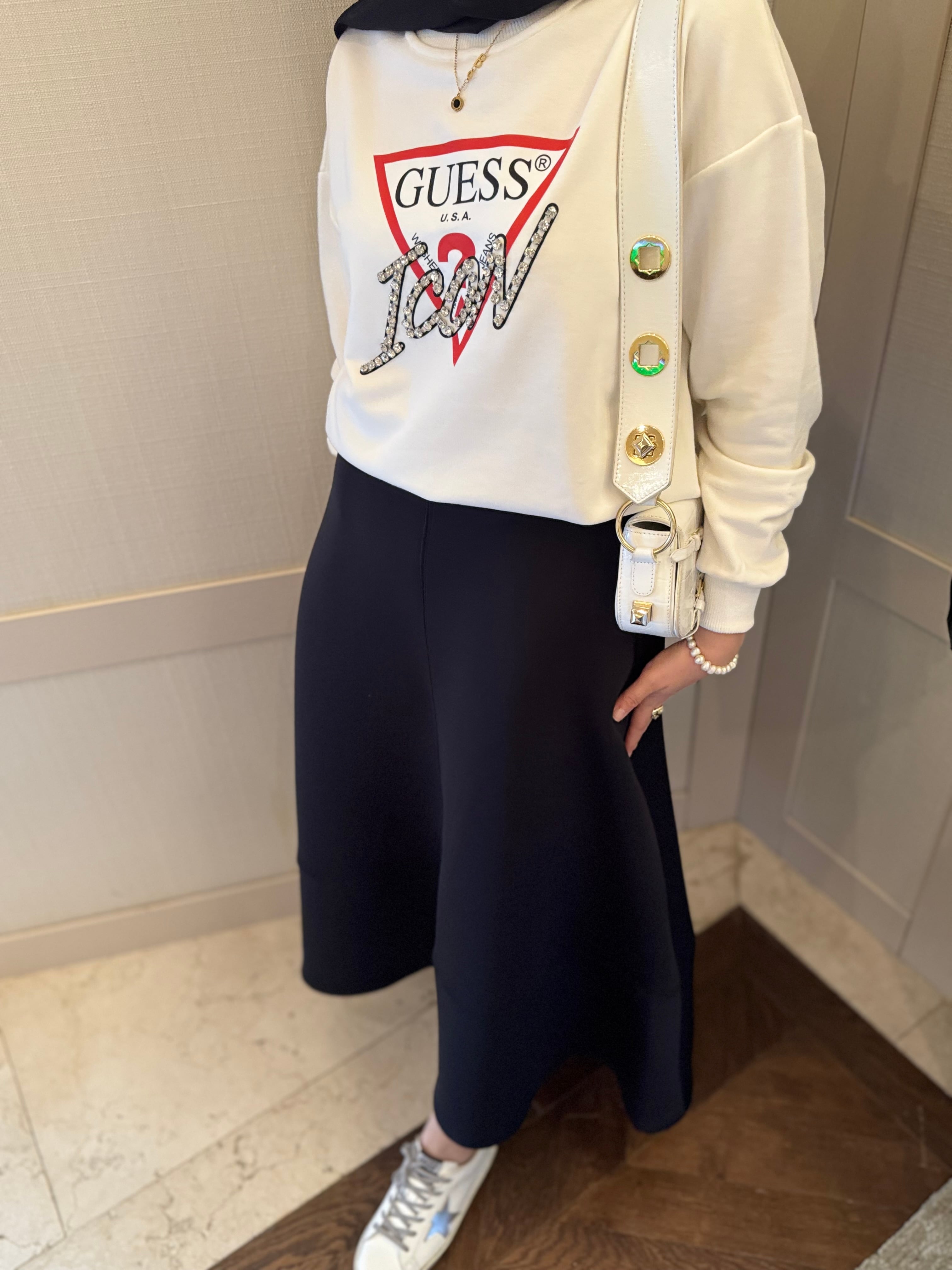 Muadil taşlı sweatshirt - beyaz