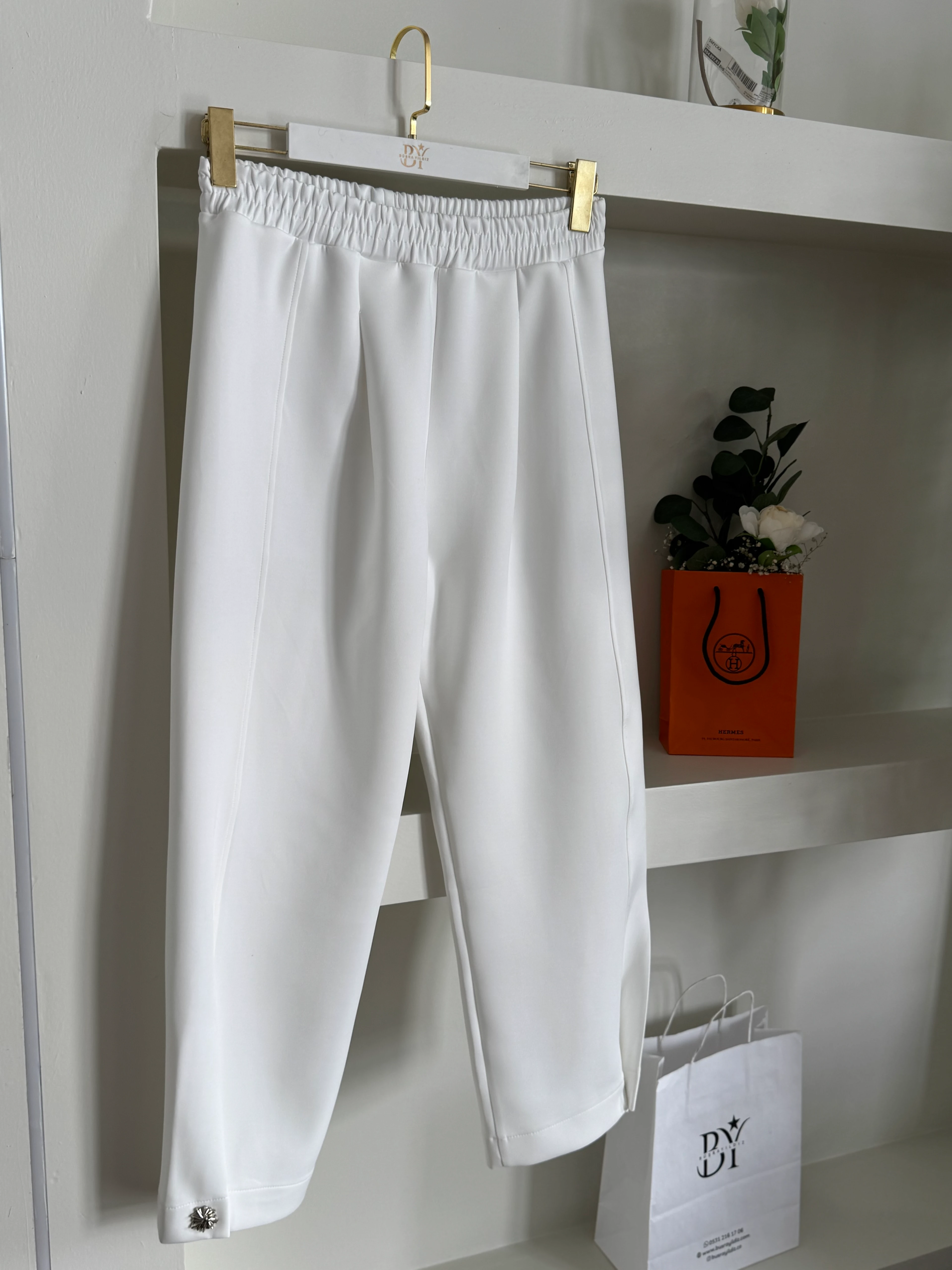 Paçası düğmeli Scuba pantolon - beyaz