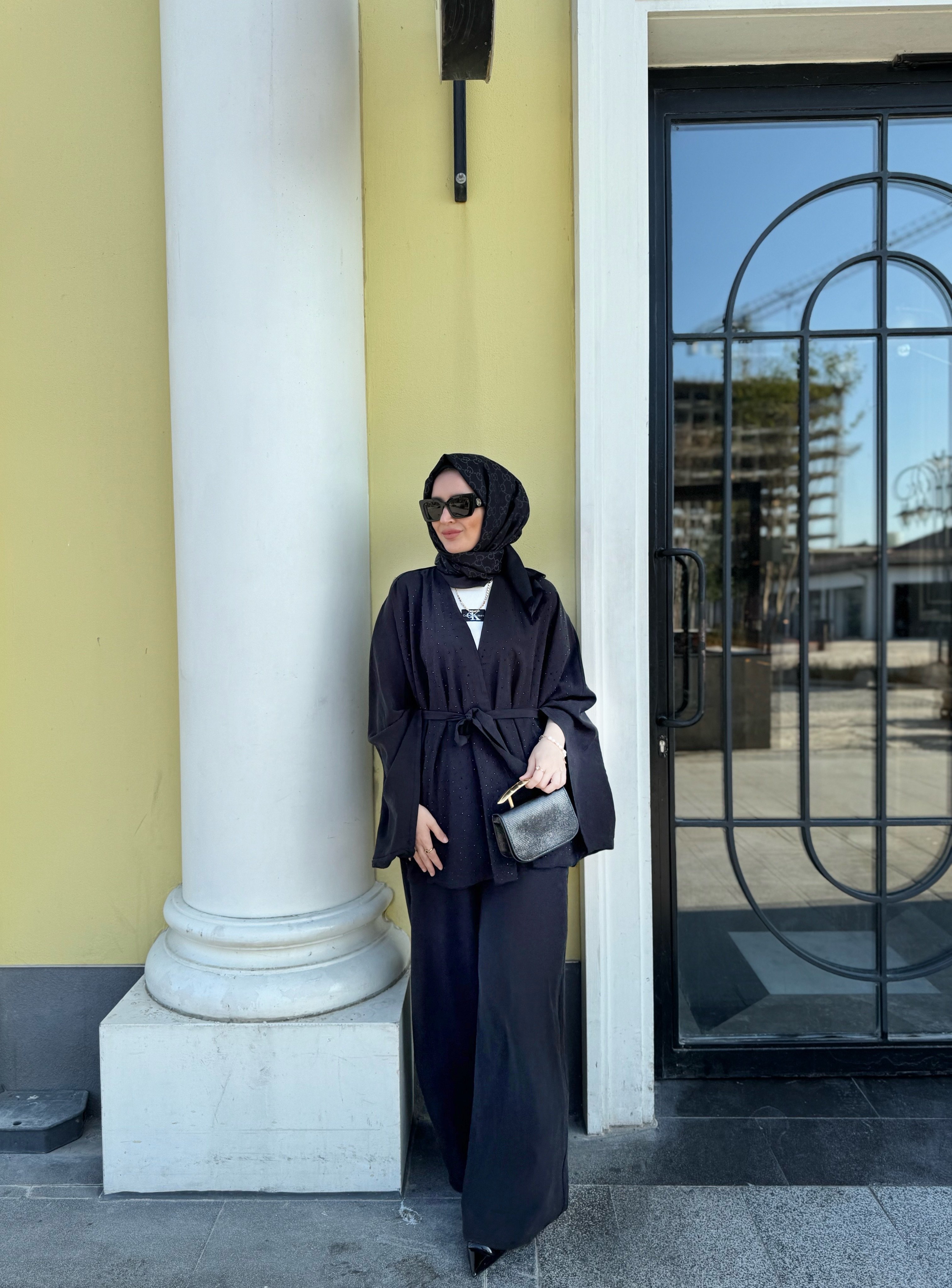 Lia taşlı takım-siyah