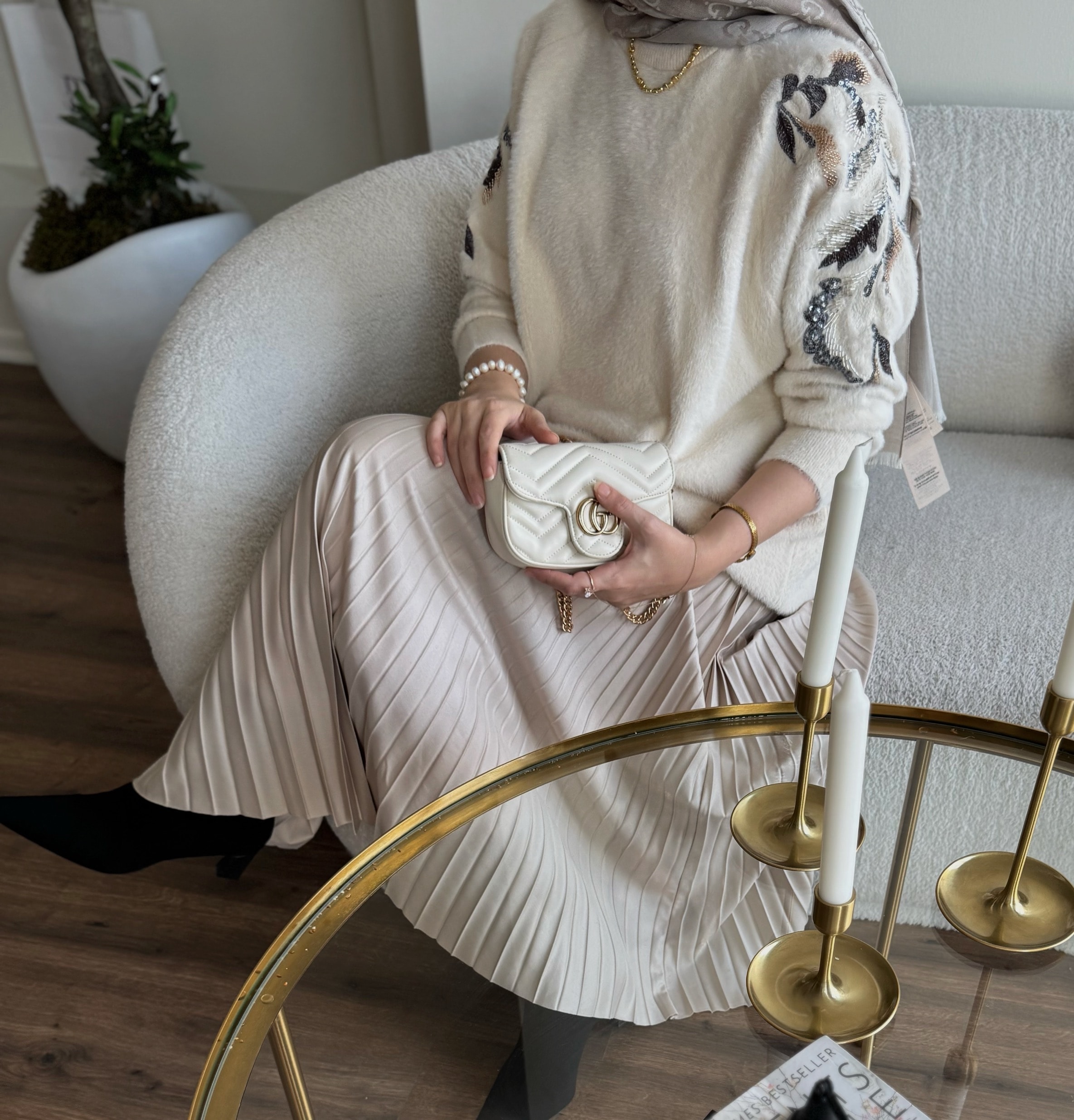 İşlemeli angora kazak - ekru