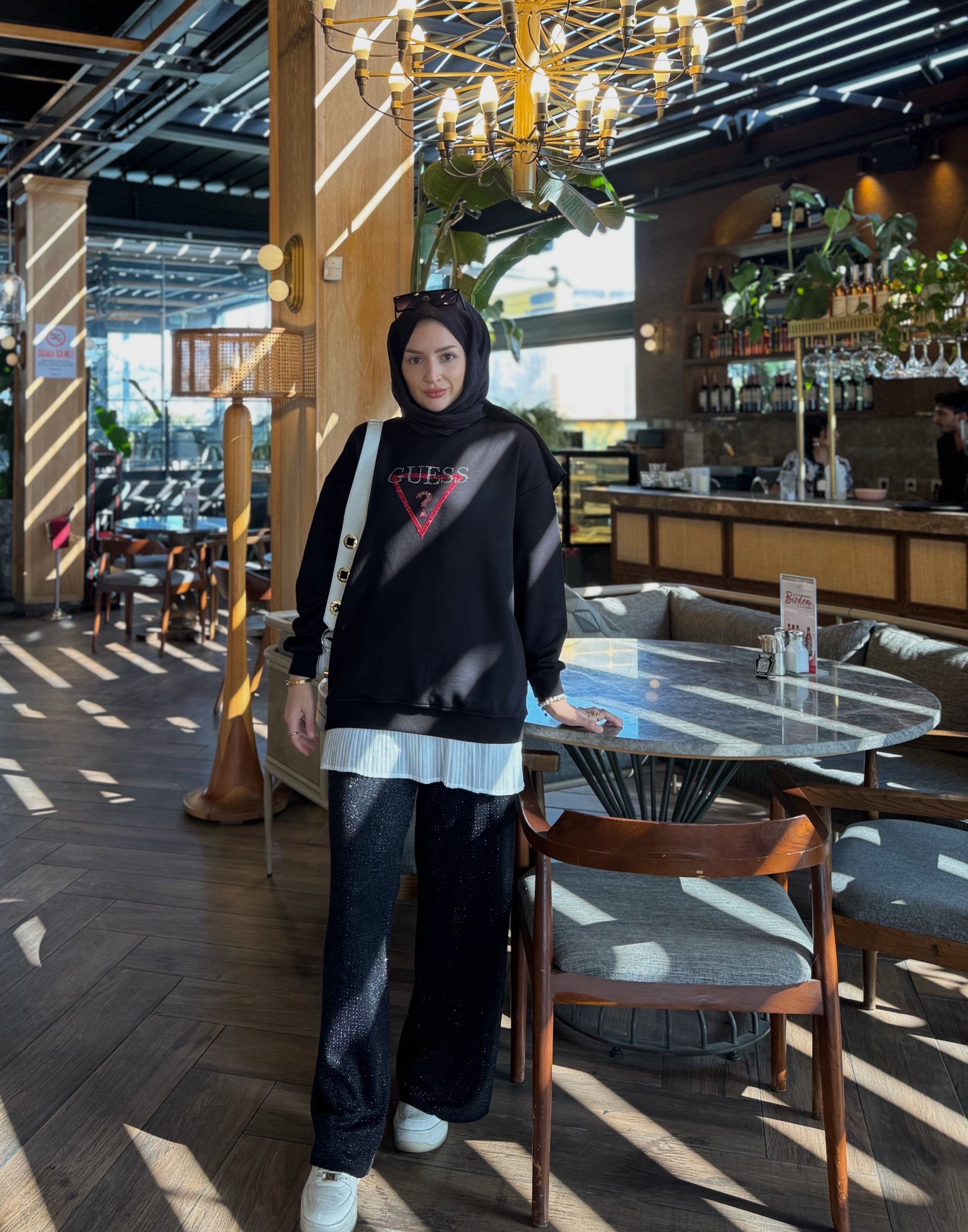 Taşlı merserize pantolon- siyah
