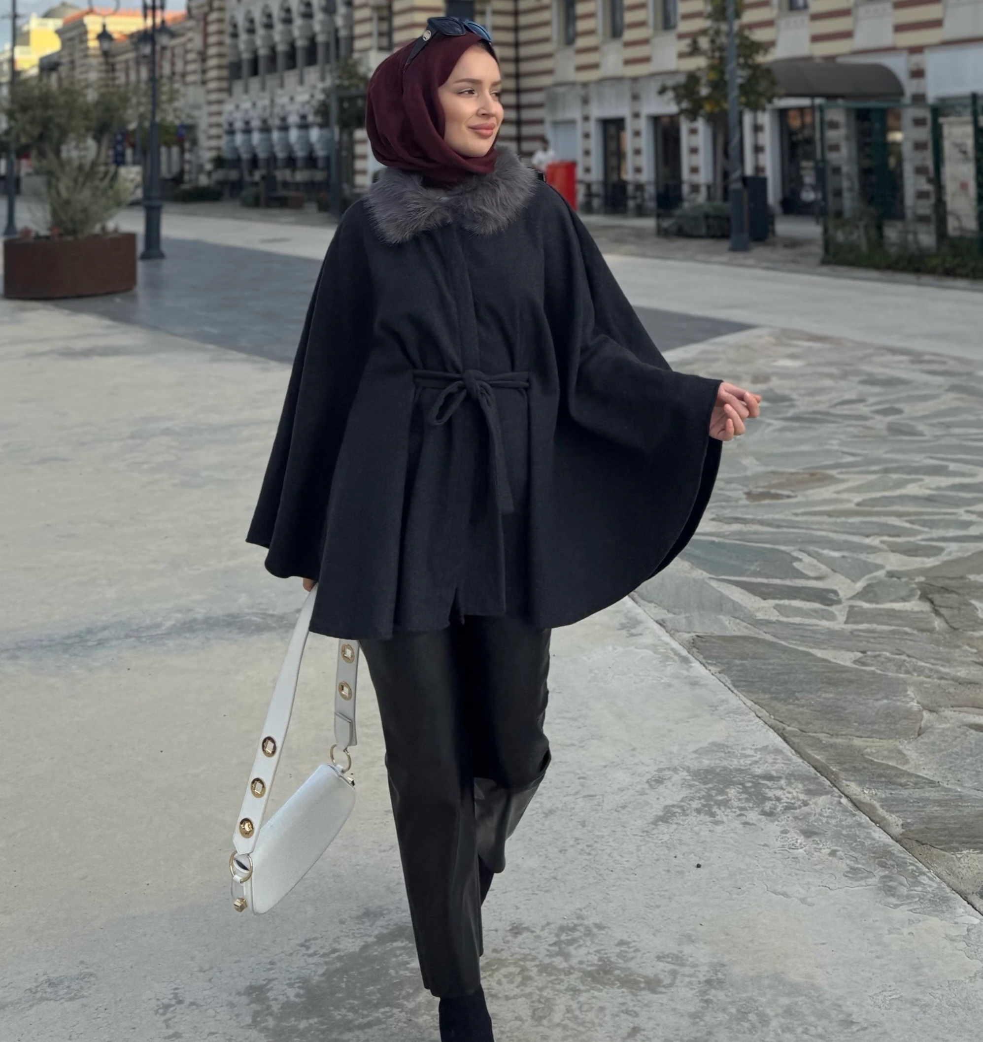 Kürk yaka panço - antrasit 