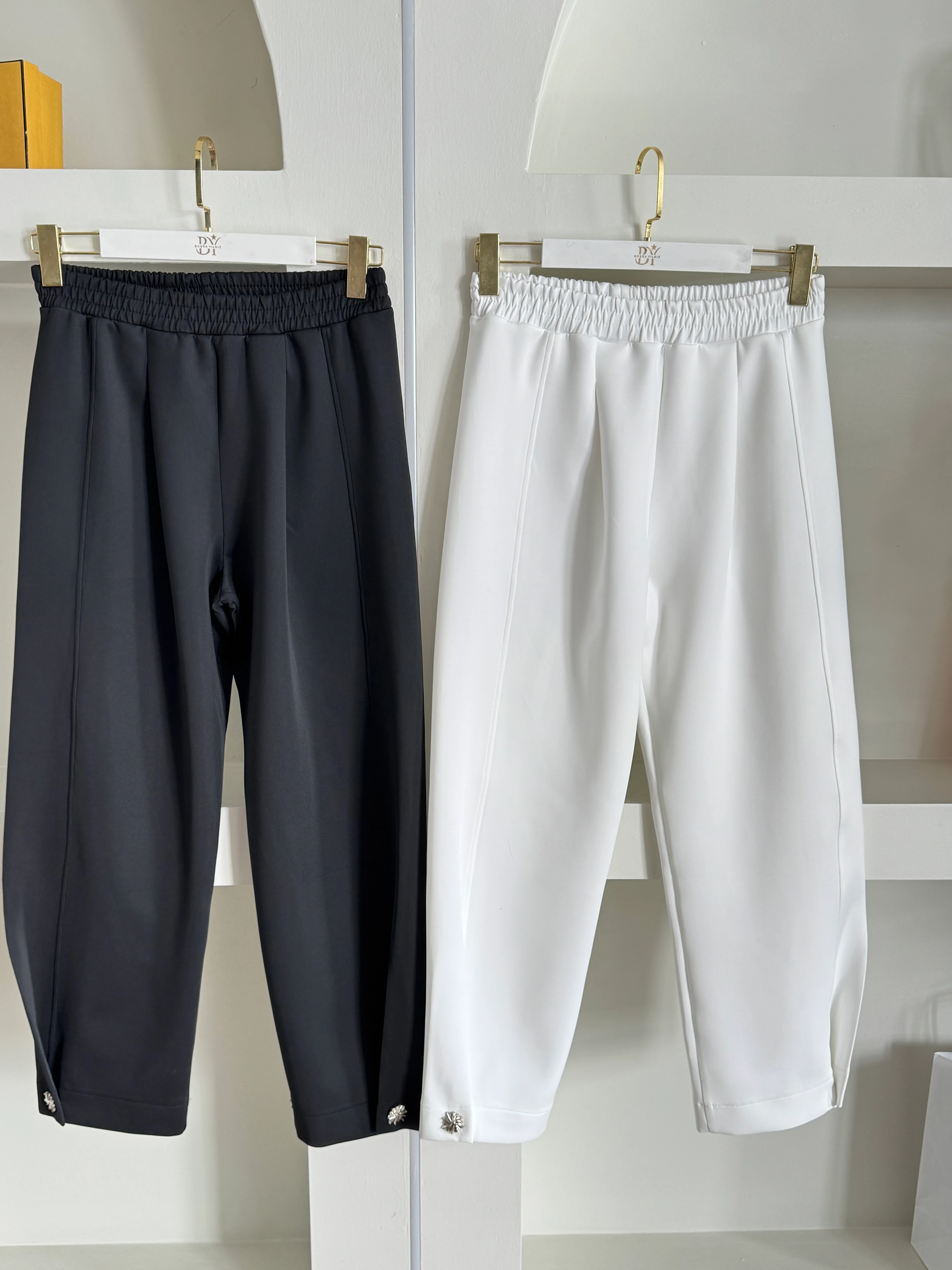 Paçası düğmeli Scuba pantolon - beyaz