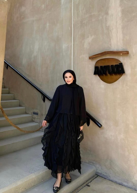 Perla etekli takım - siyah