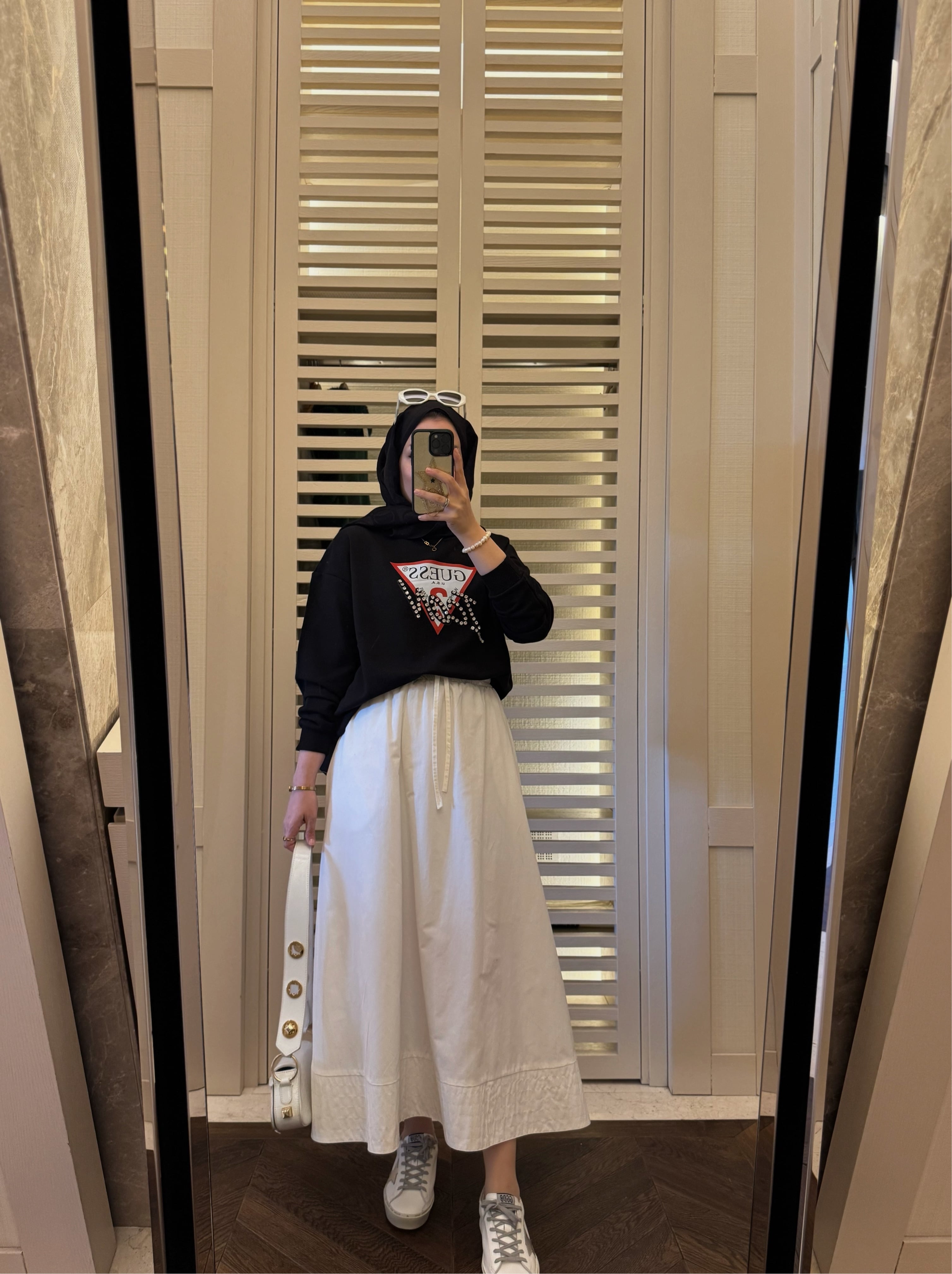 Muadil taşlı sweatshirt - siyah