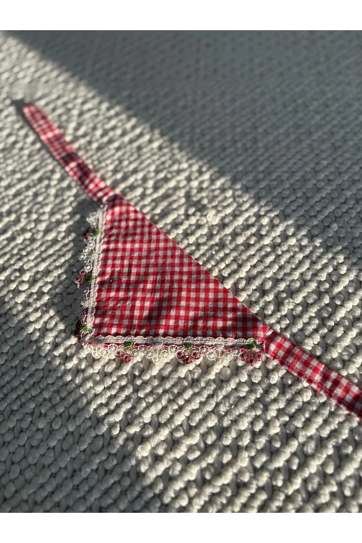 Kırmızı Ekoseli Köpek Fuları