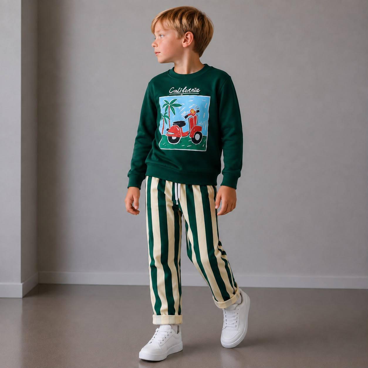 Erkek Çocuk Koyu Yeşil "California" Scooter Baskılı Sweatshirt ve Çizgili Eşofman Altı İkili Takım