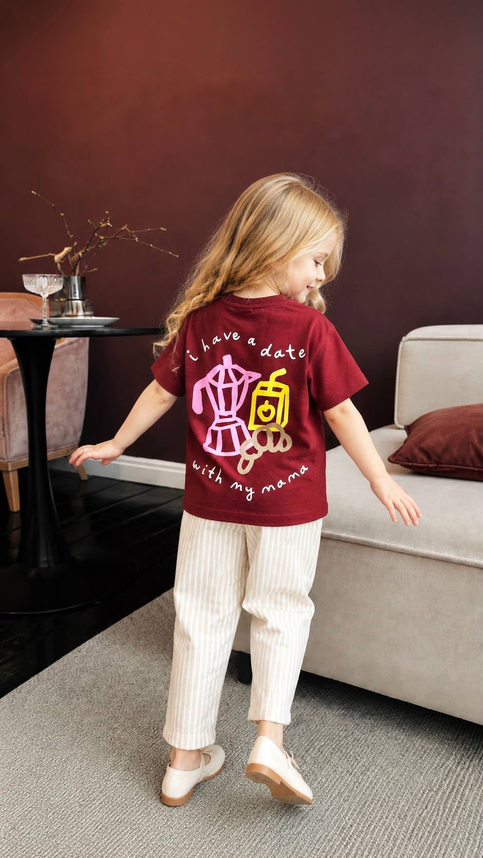 Unisex Çocuk Sırt Baskılı Eşofman Takımı - Bordo Tişörtlü Çizgili Pantolonlu İkili Set