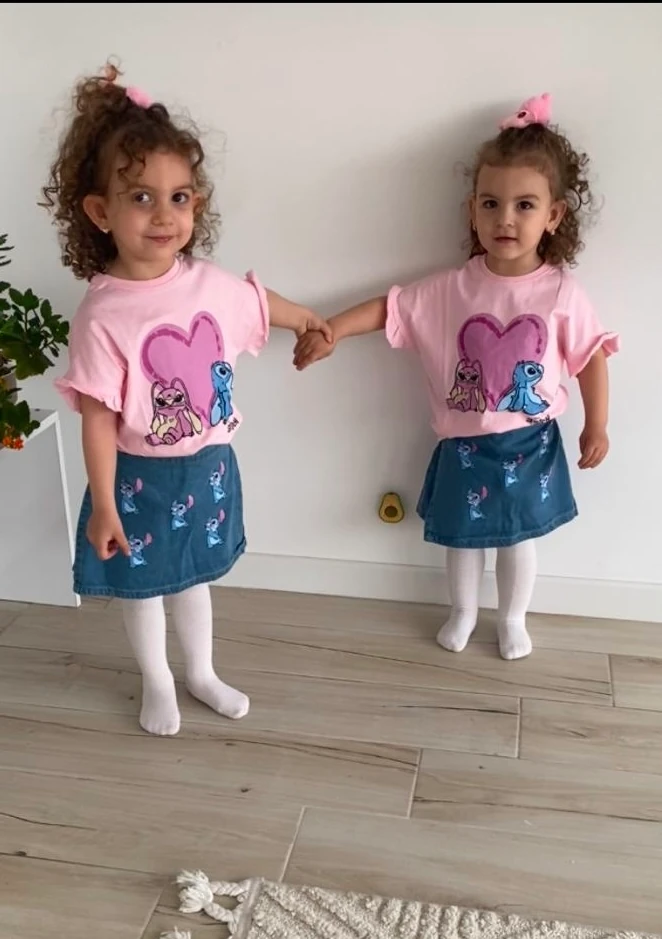 Disney Stitch & Angel Pembe Tişört ve Baskılı Denim Şort Etek Kız Çocuk İkili Takım