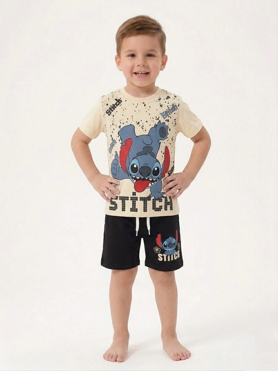 Stitch Temalı Rahat Kesim Erkek Çocuk Şortlu Takım