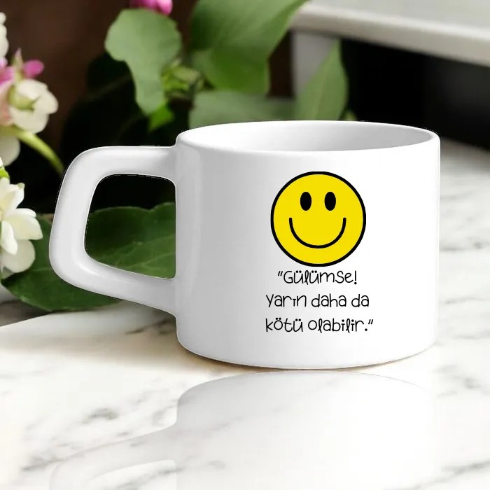 Gülümse Nescafe Fincanı
