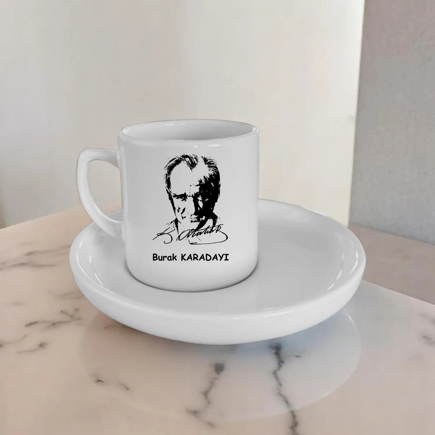 Atatürk Temalı – Tekli Türk Kahve Fincanı (İkramlık Tabaklı)
