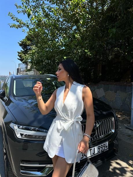 Ashly Yelek Beyaz