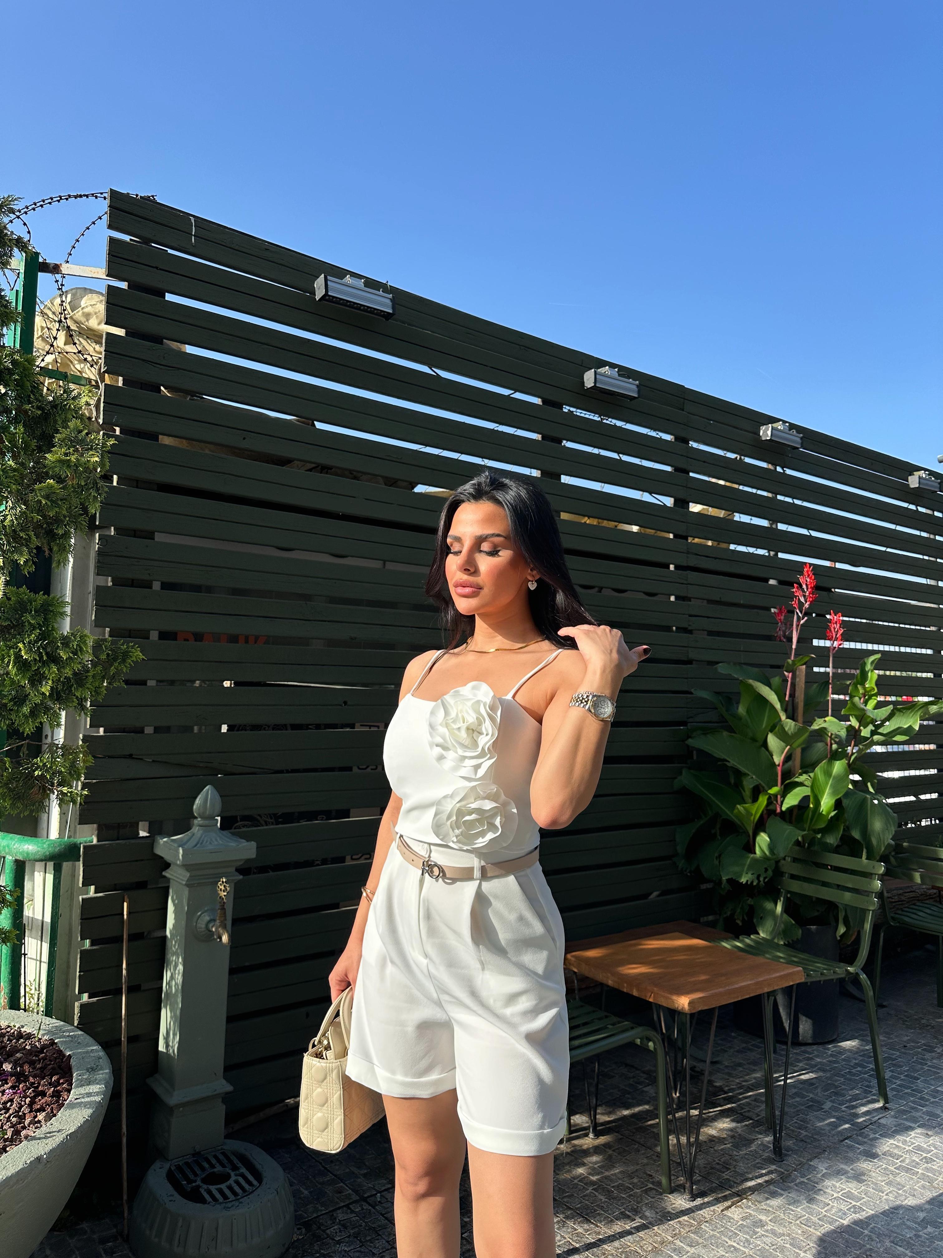 Perina Gül Detaylı Body Beyaz